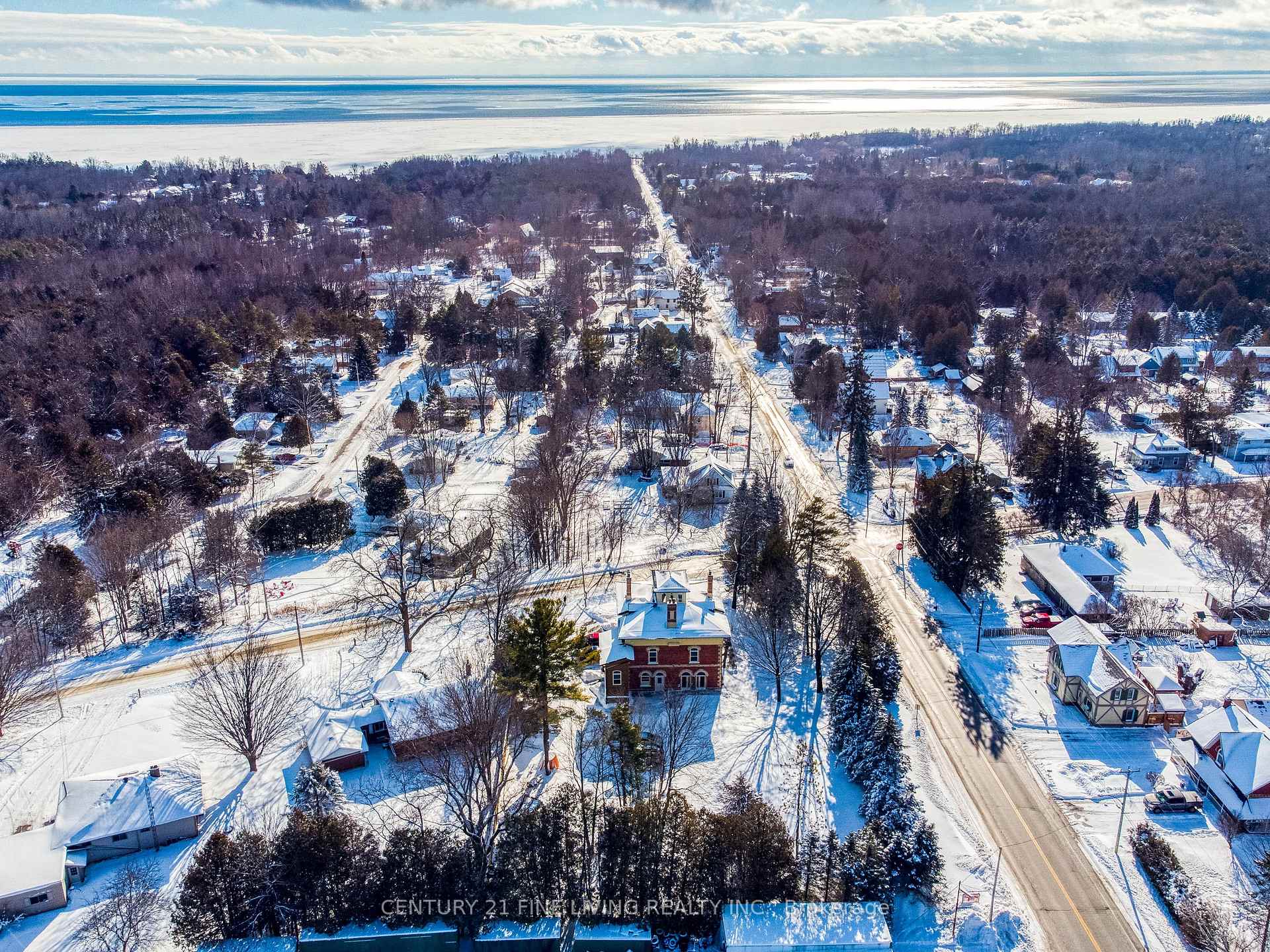 Photo 13 of Unit 102, 1614 Ridge Road E, Oro-Medonte, Hawkestone — HOMEH