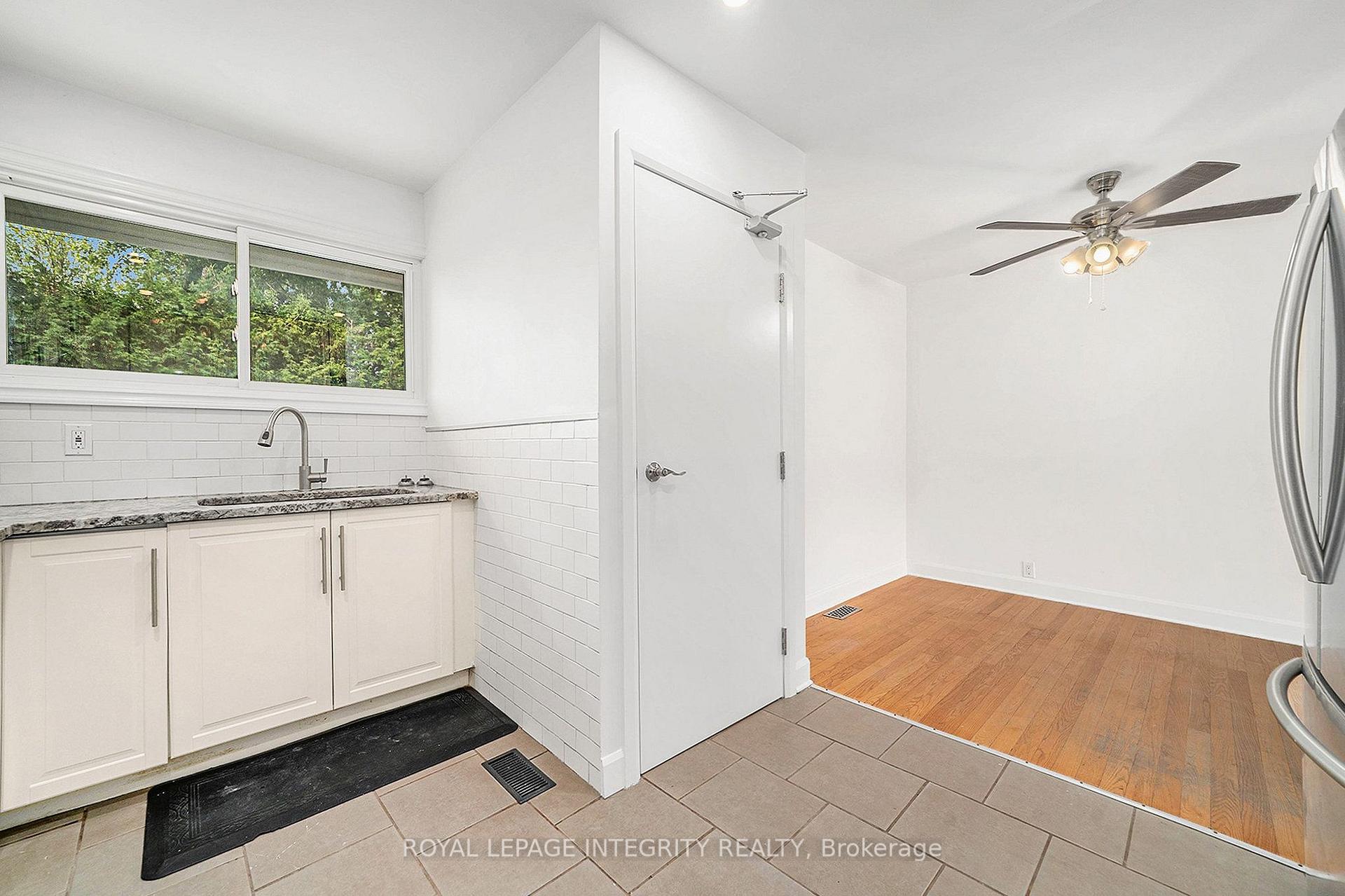 Photo 22 of Unit B, 58 Wigan Drive, Ottawa, Borden Farm/Stewart Farm/Carleton Heights/Parkwood Hills — HOMEH