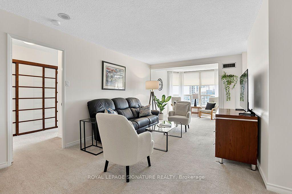 Photo 14 of Unit 1109, 1890 Valley Farm Road, Pickering, Town Centre — HOMEH