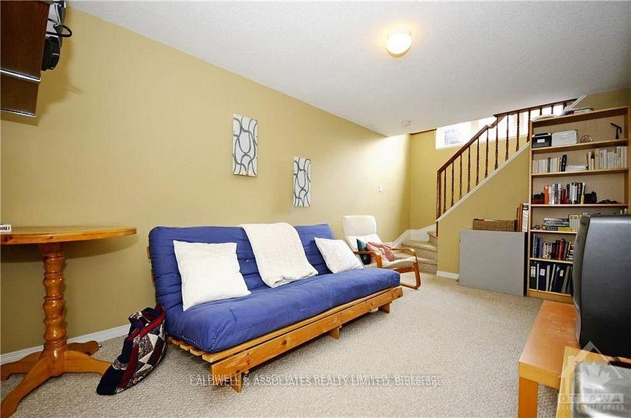 Photo 11 of 220 Freedom Private, Ottawa, Riverview Park — HOMEH