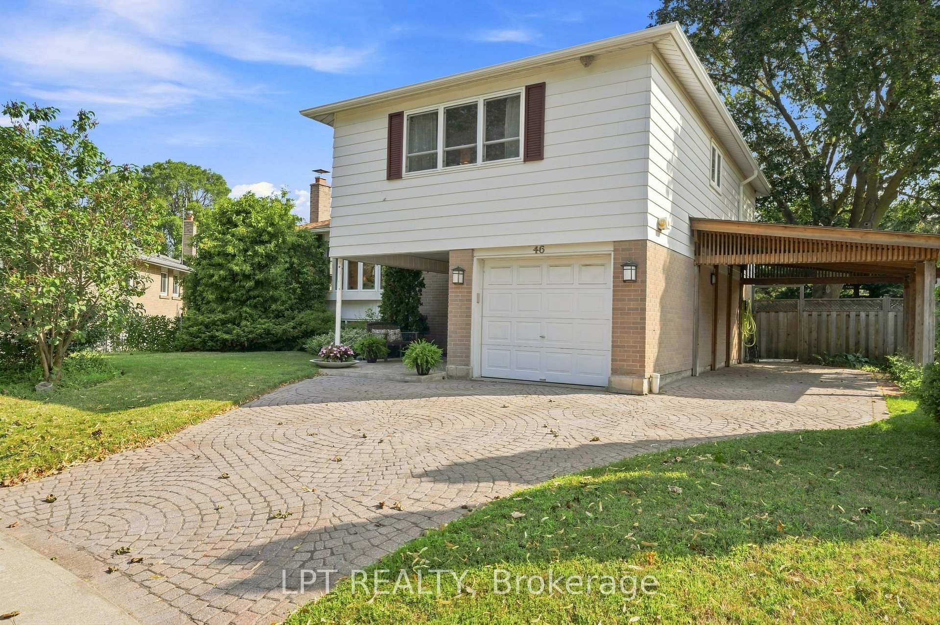Front of 46 Tweedrock Crescent