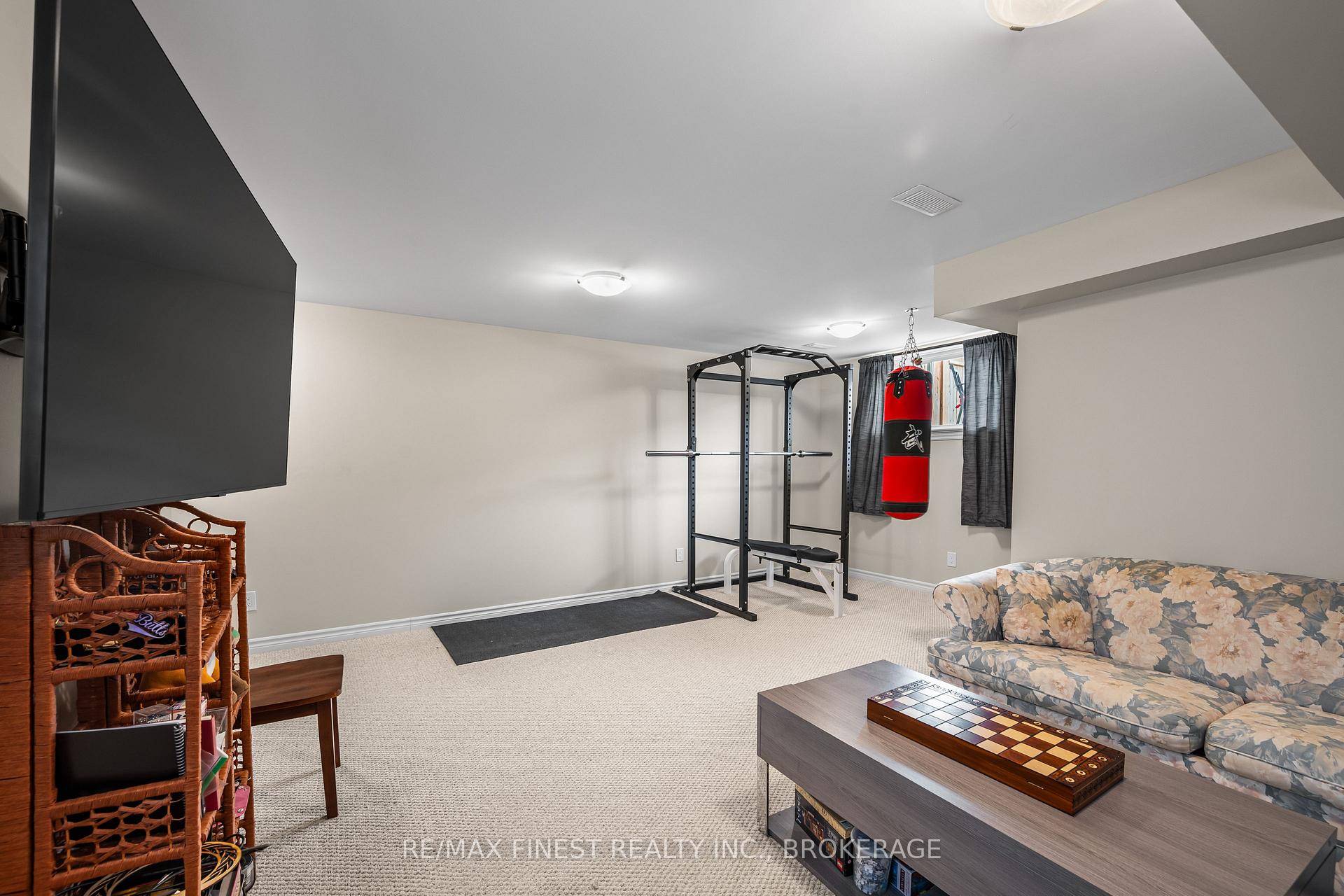 Photo 30 of 875 Riverview Way, Kingston, Kingston East (Incl Barret Crt) — HOMEH