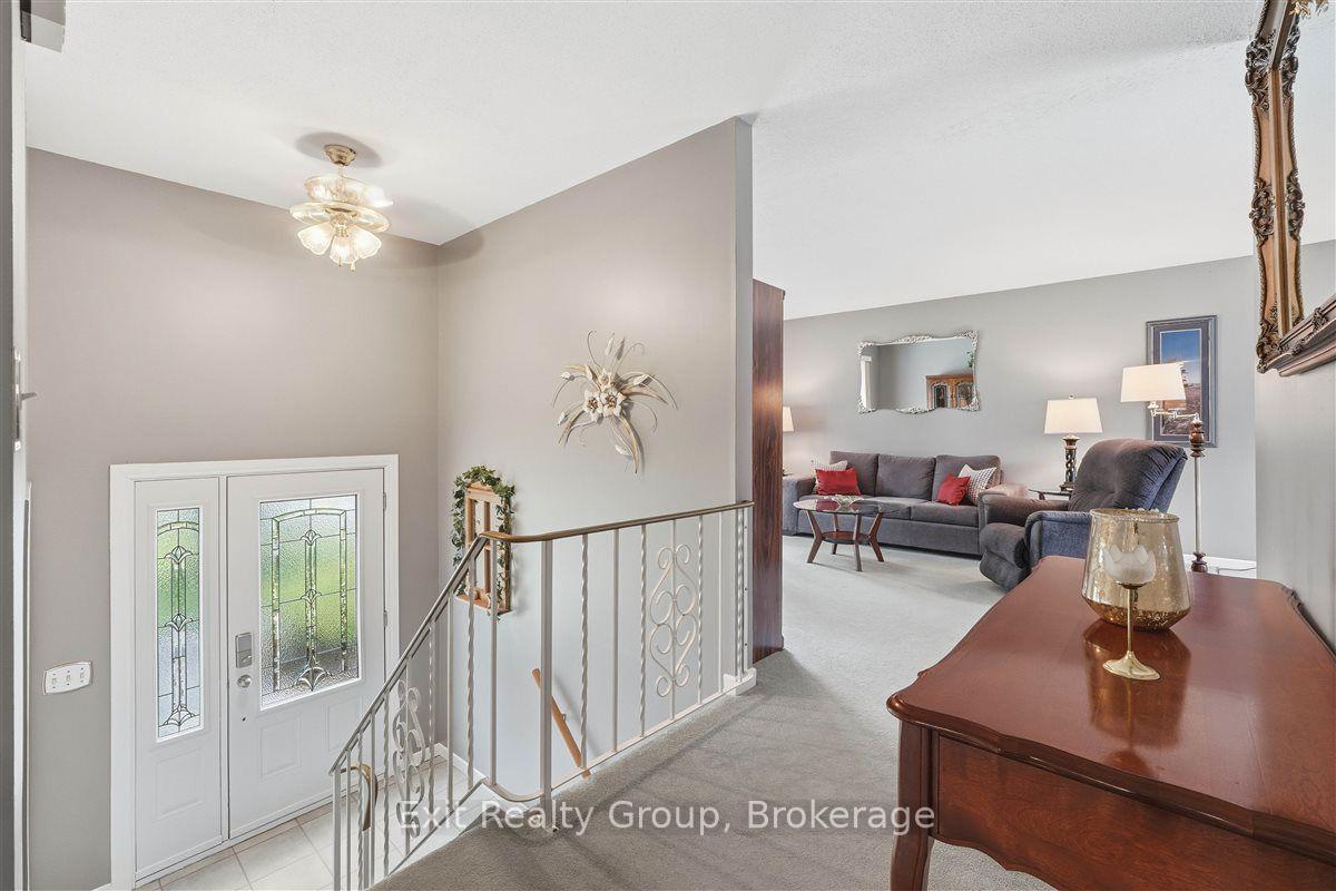 Photo 20 of 197 Chatterton Valley Crescent, Quinte West, Sidney Ward — HOMEH