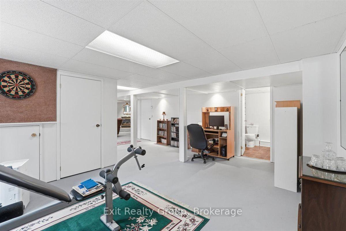 Photo 26 of 197 Chatterton Valley Crescent, Quinte West, Sidney Ward — HOMEH
