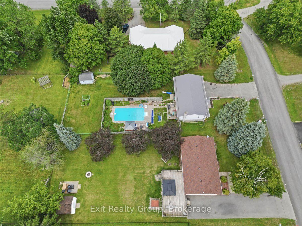 Photo 36 of 197 Chatterton Valley Crescent, Quinte West, Sidney Ward — HOMEH