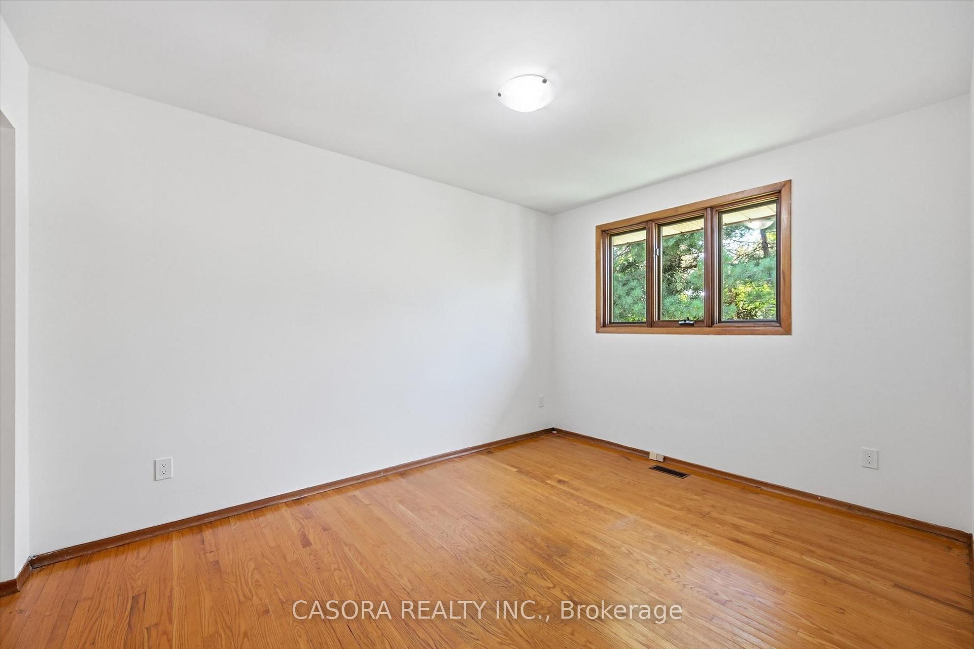 Photo 22 of 34 Christopher Drive, Hamilton, Kennedy — HOMEH