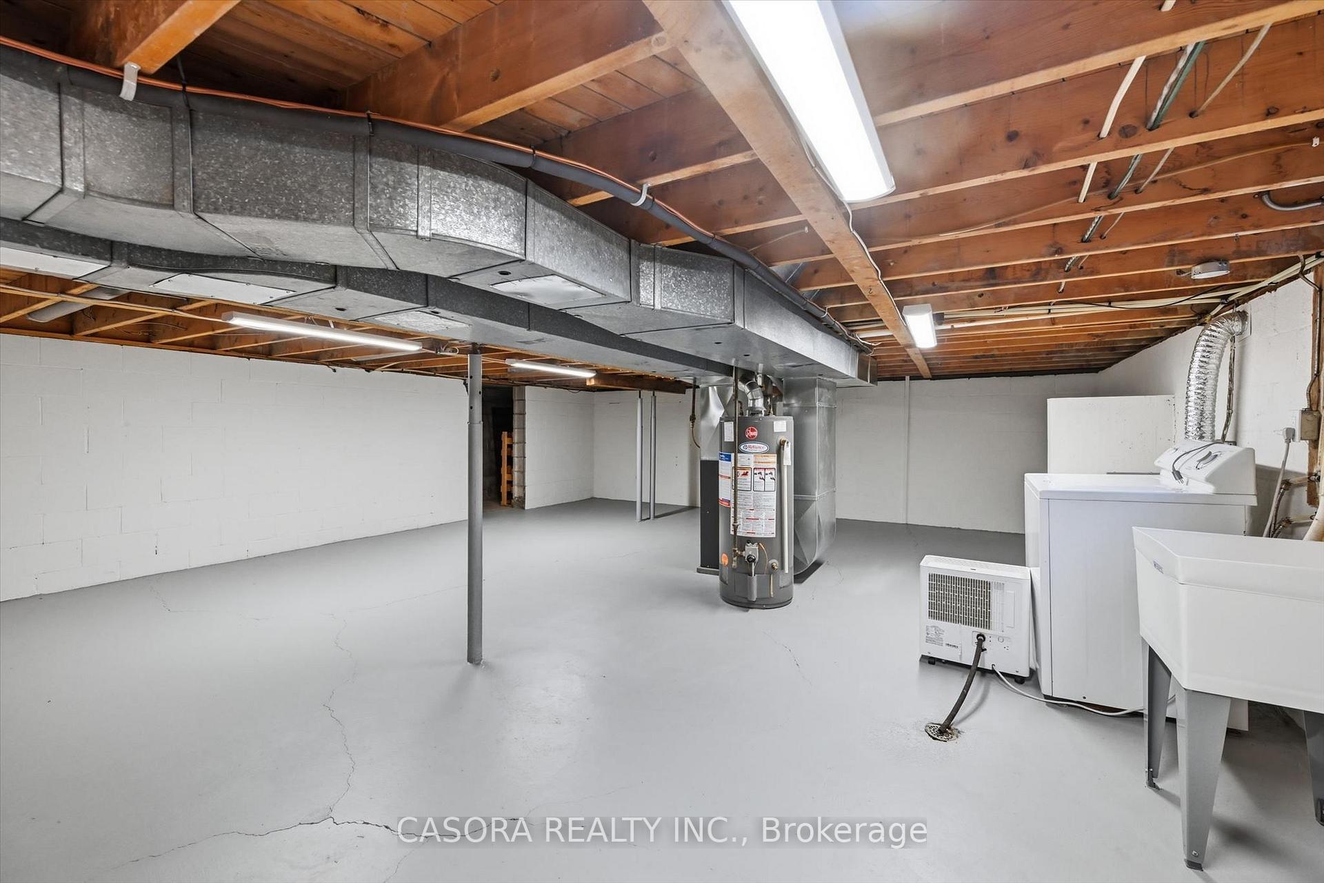 Photo 32 of 34 Christopher Drive, Hamilton, Kennedy — HOMEH