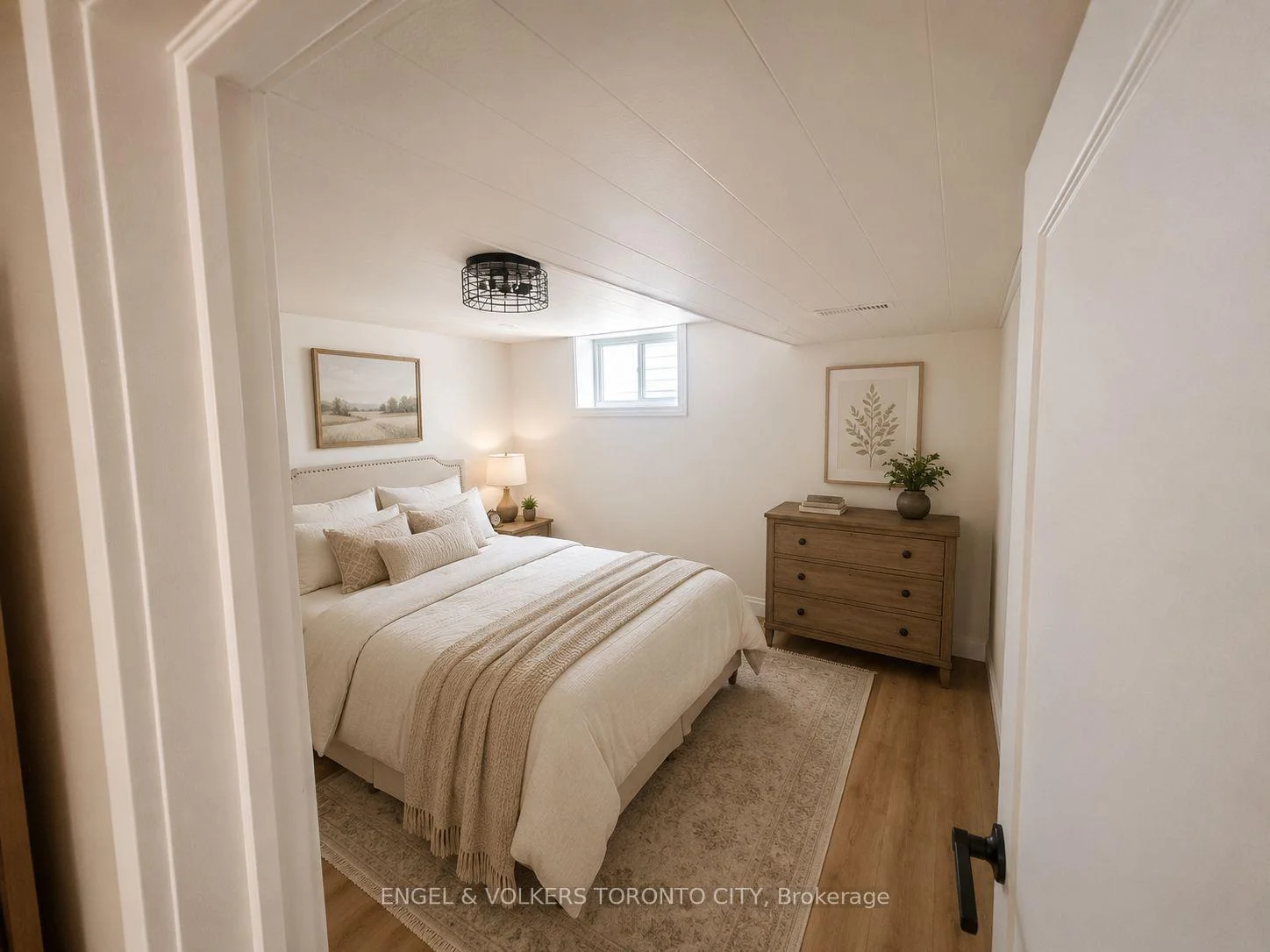 Photo 21 of 194 Library Street, Clearview, Creemore — HOMEH