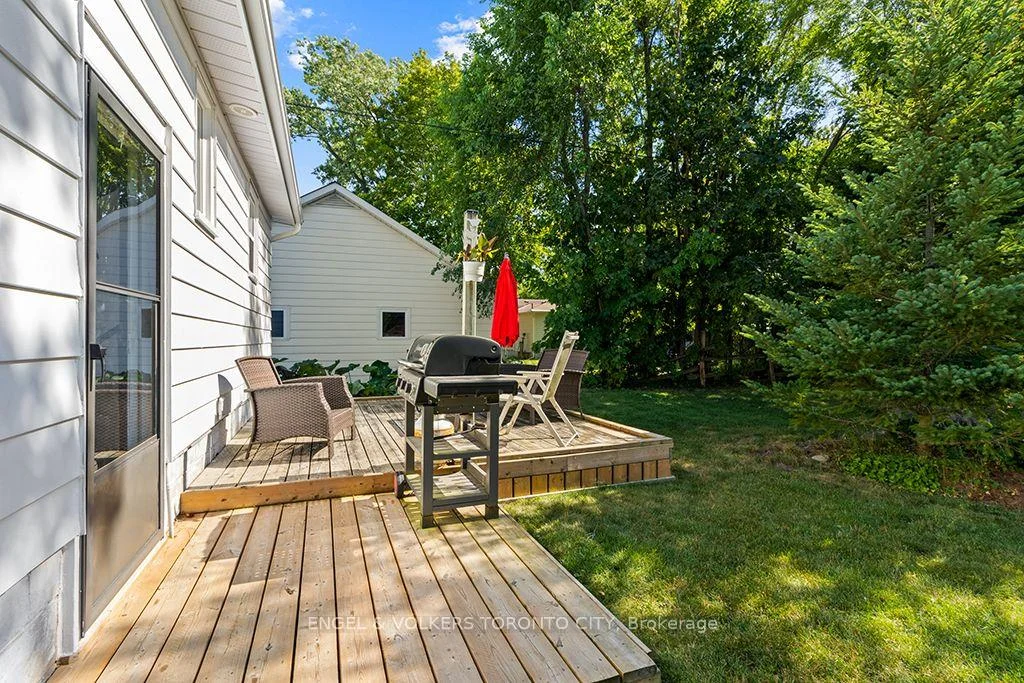 Photo 30 of 194 Library Street, Clearview, Creemore — HOMEH