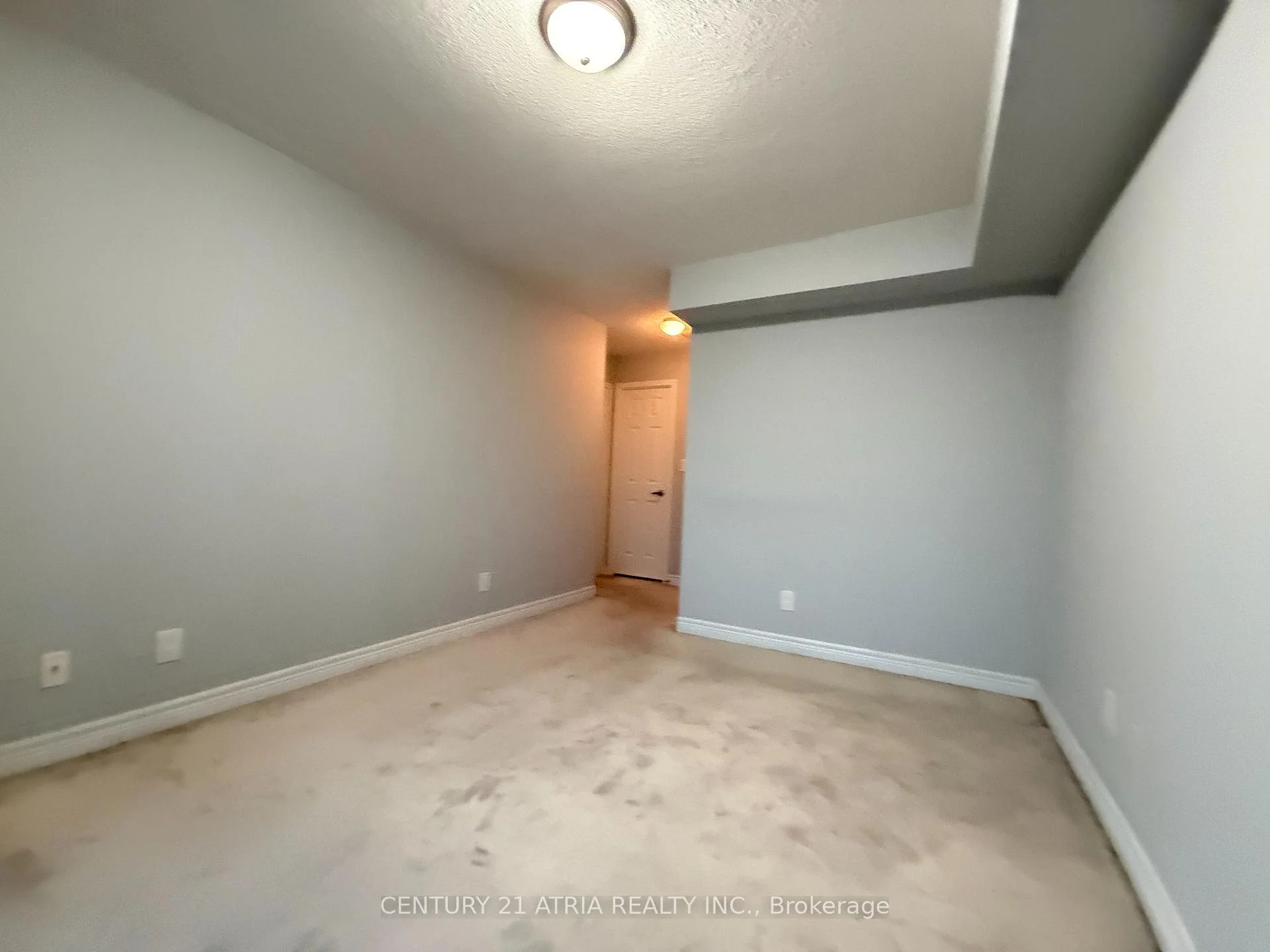 Photo 4 of Unit 2007, 208 Enfield Place, Mississauga, City Centre — HOMEH