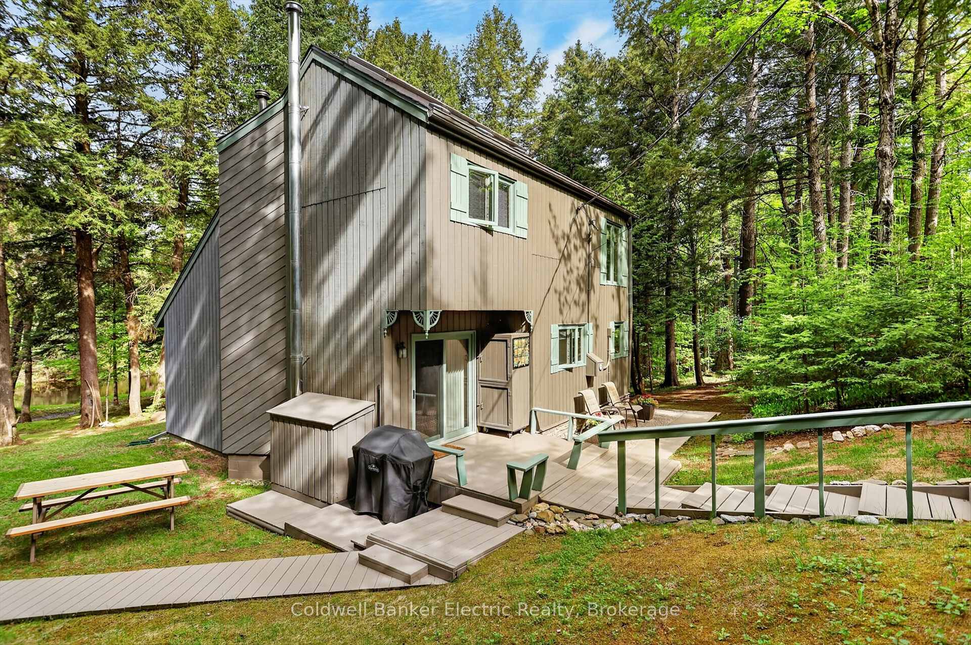 Photo 4 of 44 Lean Drive, North Kawartha — HOMEH