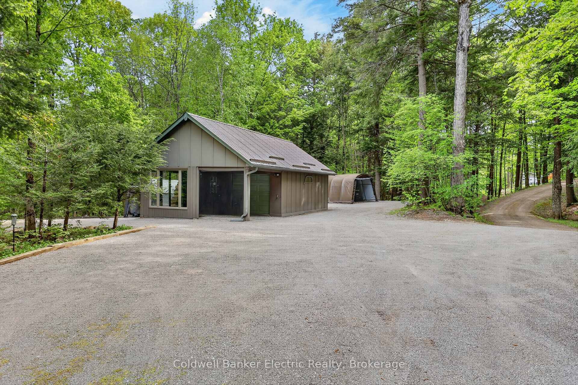 Photo 11 of 44 Lean Drive, North Kawartha — HOMEH