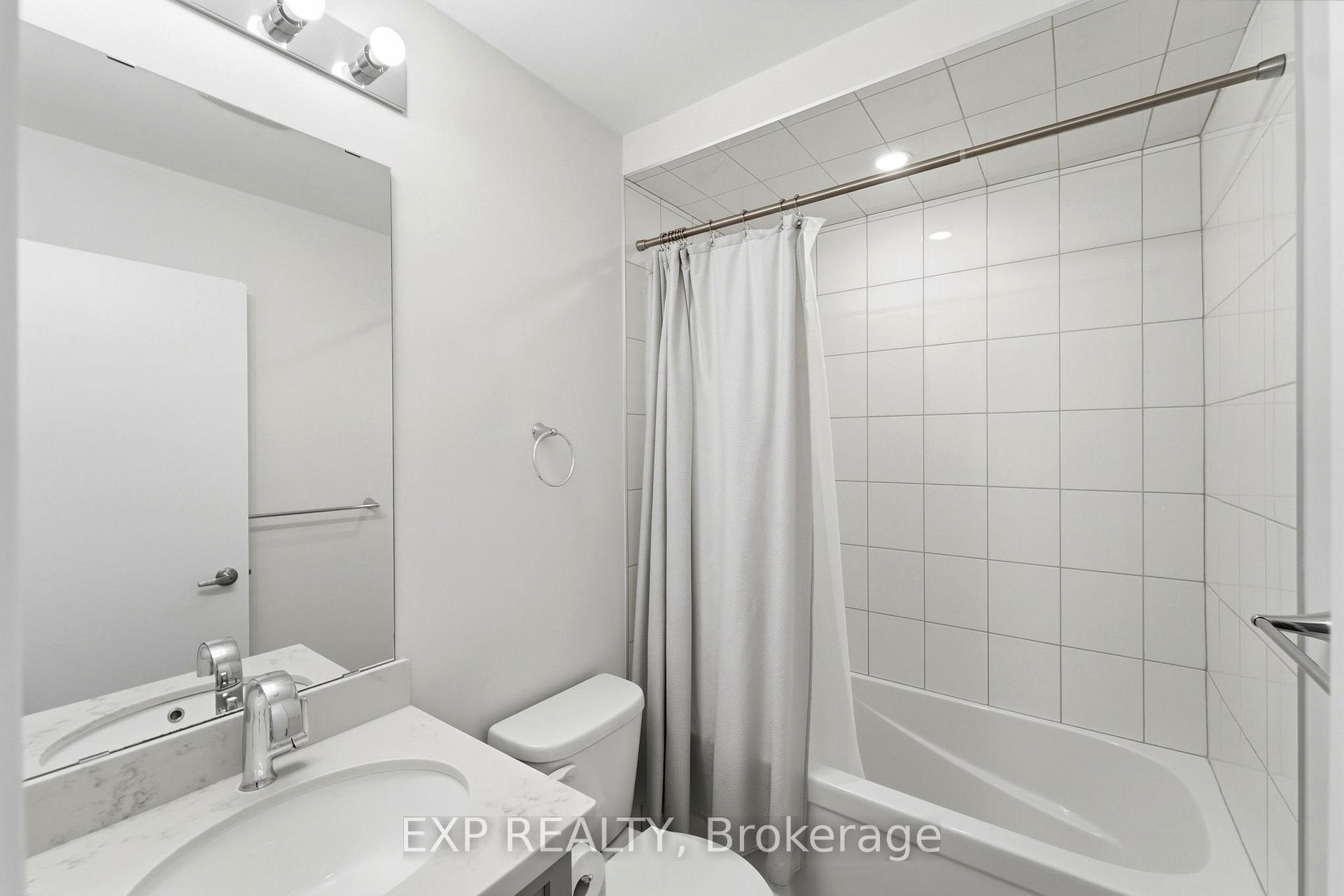 Photo 23 of 19 Markle Crescent, Hamilton, Ancaster — HOMEH