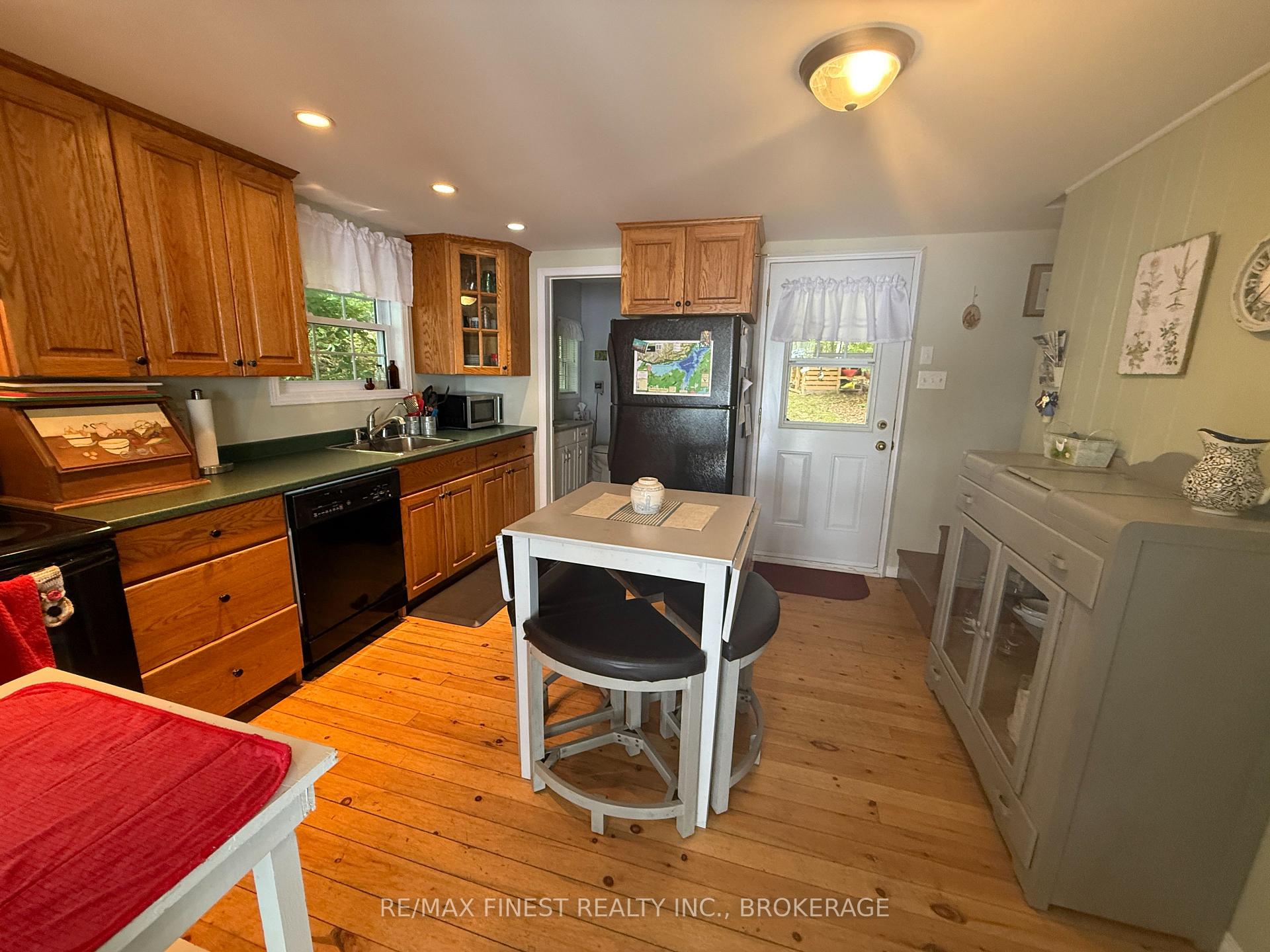 Photo 15 of 342 North Shore Road, Rideau Lakes, Rideau Lakes (North Crosby) Twp — HOMEH