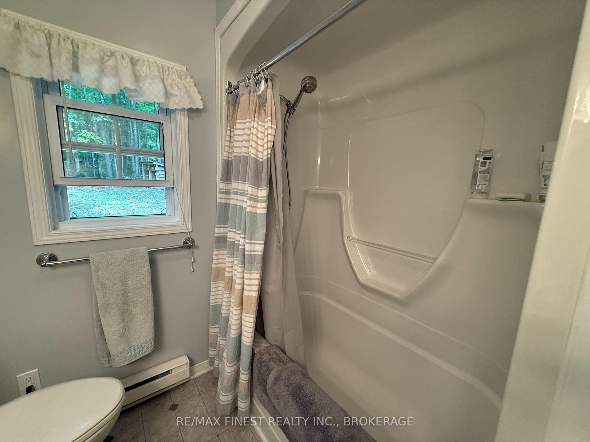 Photo 34 of 342 North Shore Road, Rideau Lakes, Rideau Lakes (North Crosby) Twp — HOMEH