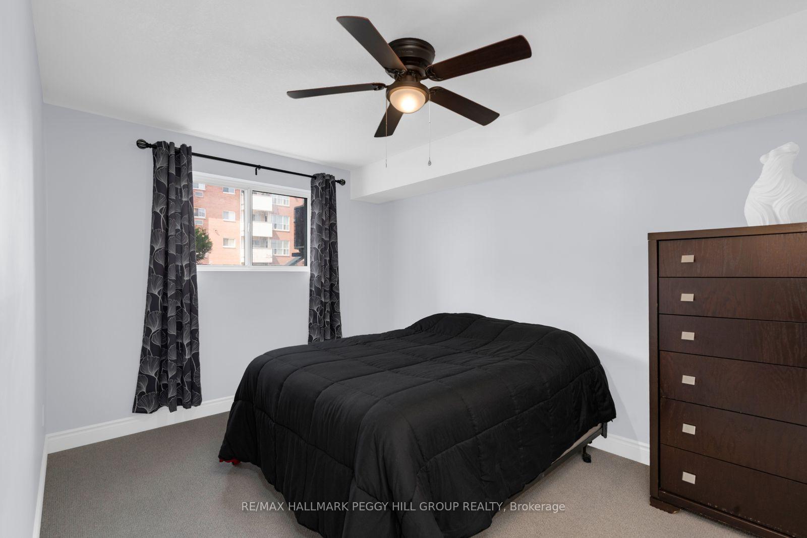 Photo 4 of Unit B08, 126 Bell Farm Road, Barrie, Alliance — HOMEH