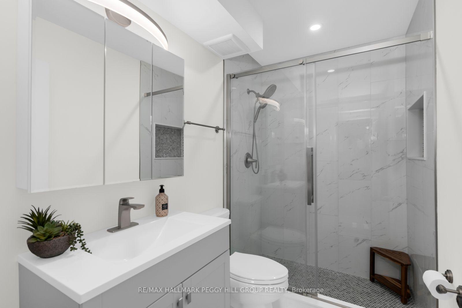Photo 6 of Unit B08, 126 Bell Farm Road, Barrie, Alliance — HOMEH