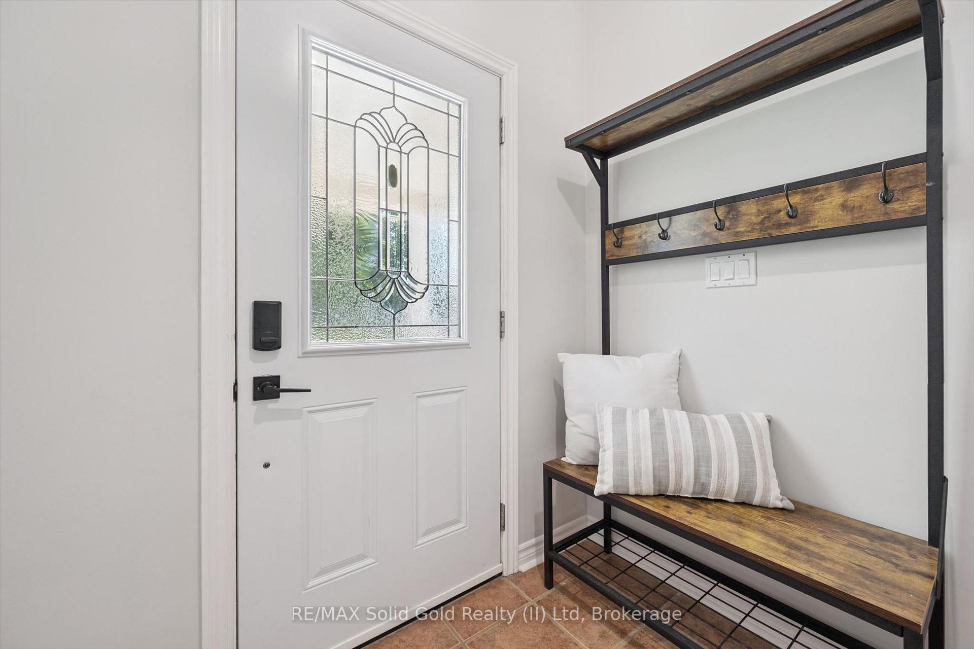 Photo 6 of 16 Nipigon Street, Kitchener, Grand River North — HOMEH