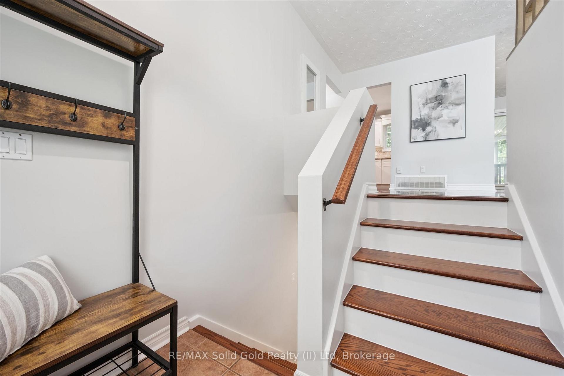 Photo 7 of 16 Nipigon Street, Kitchener, Grand River North — HOMEH