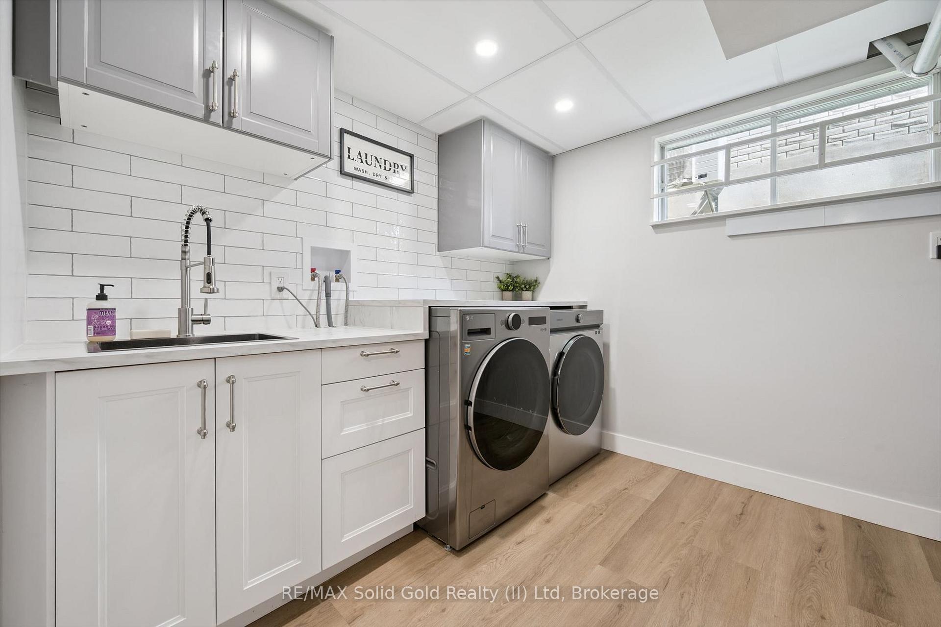 Photo 34 of 16 Nipigon Street, Kitchener, Grand River North — HOMEH