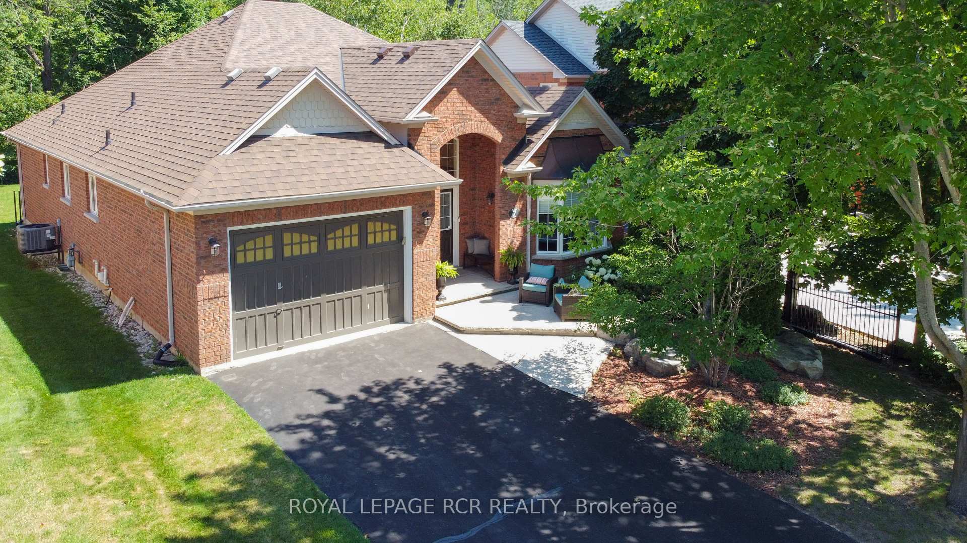 Photo 1 of 7 Putney Road, Caledon, Caledon East — HOMEH