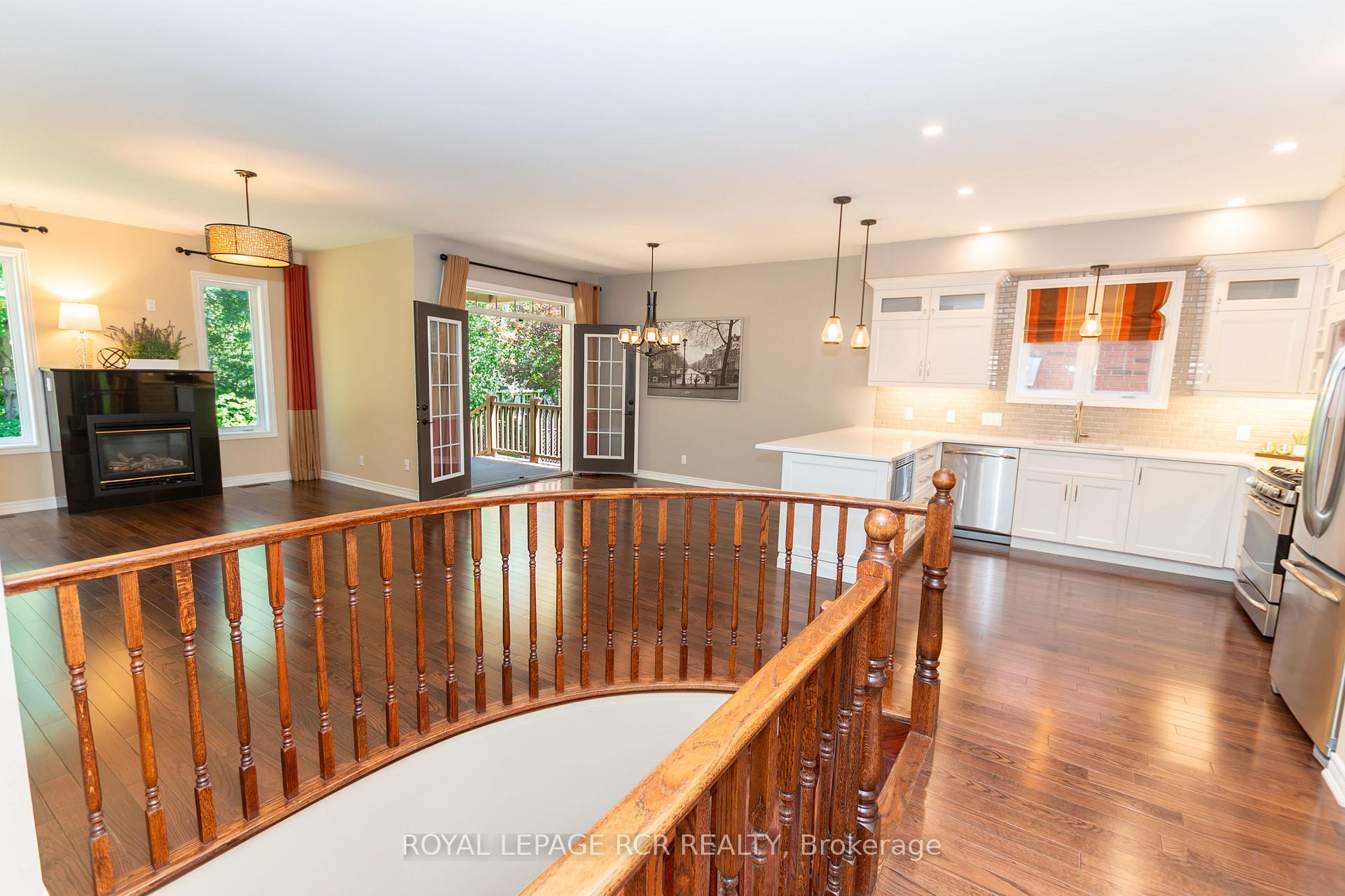 Photo 10 of 7 Putney Road, Caledon, Caledon East — HOMEH