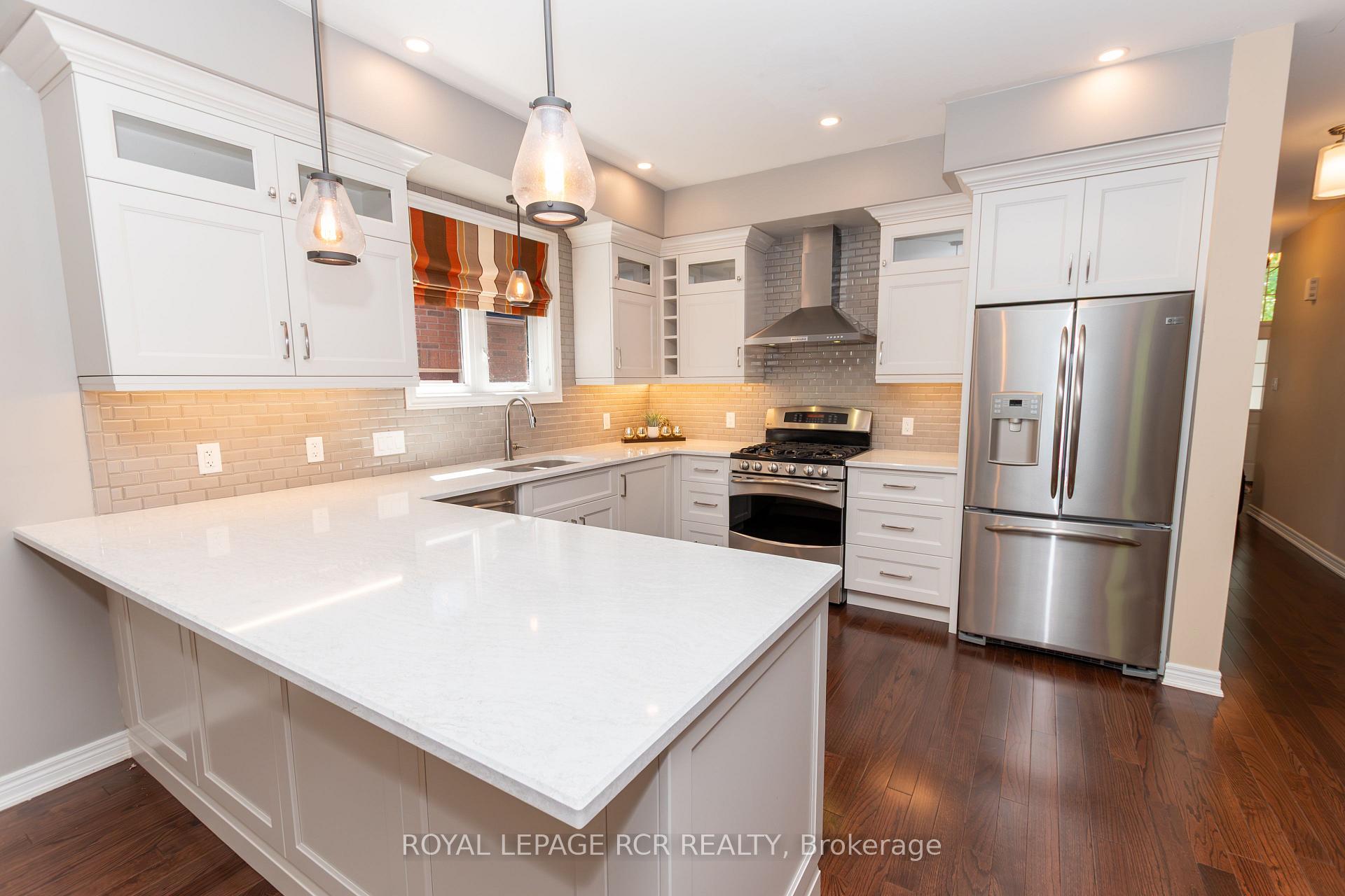 Photo 12 of 7 Putney Road, Caledon, Caledon East — HOMEH