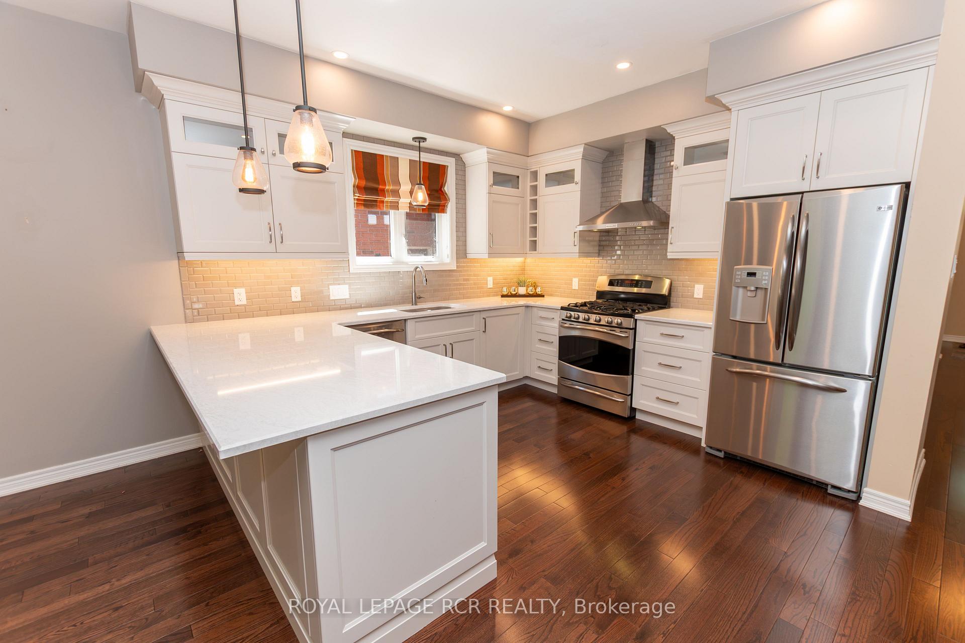 Photo 13 of 7 Putney Road, Caledon, Caledon East — HOMEH