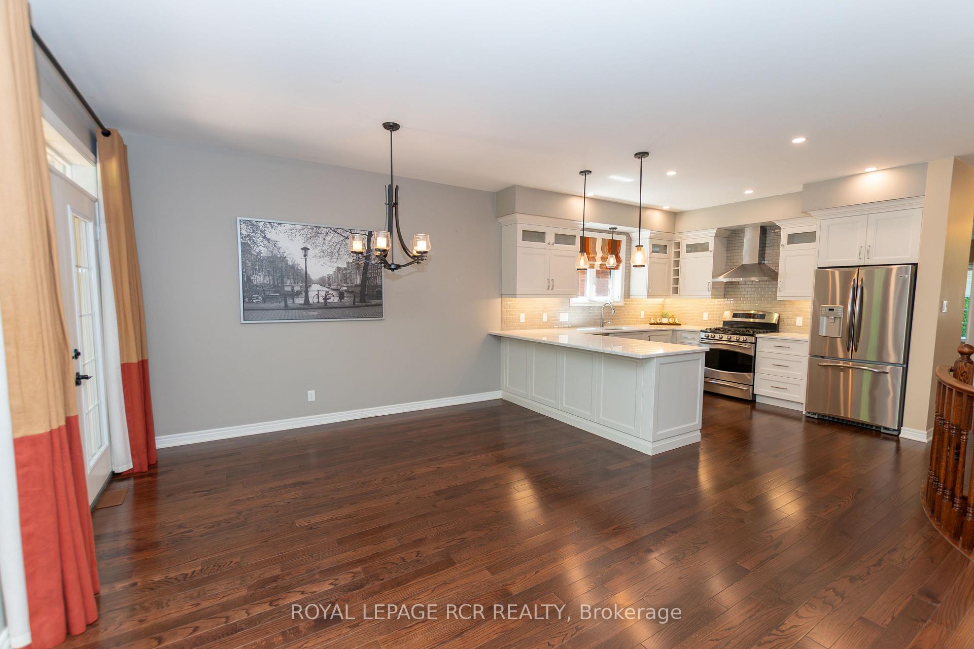 Photo 15 of 7 Putney Road, Caledon, Caledon East — HOMEH