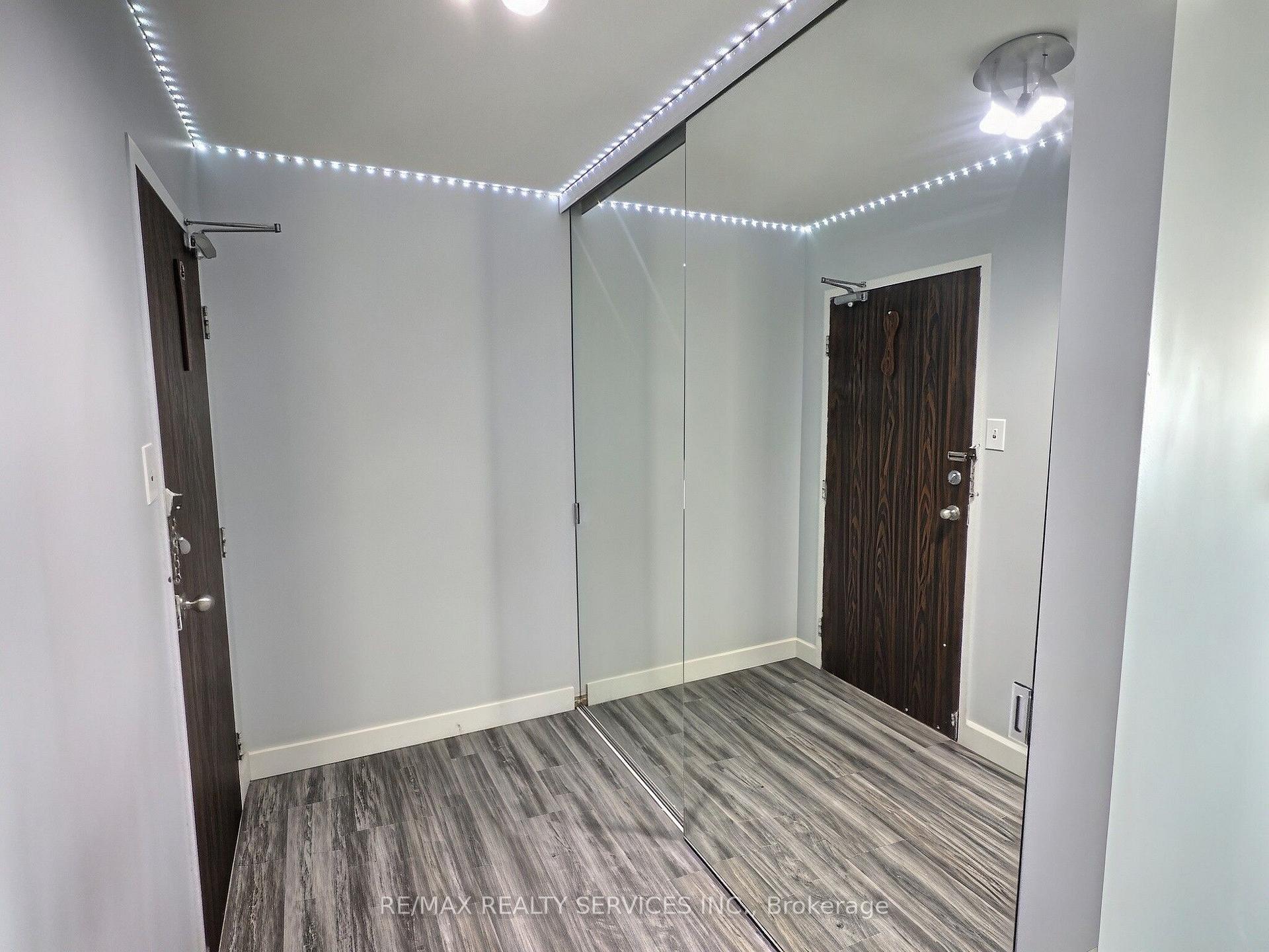 Photo 5 of Unit 1812, 18 Knightsbridge Road, Brampton, Queen Street Corridor — HOMEH