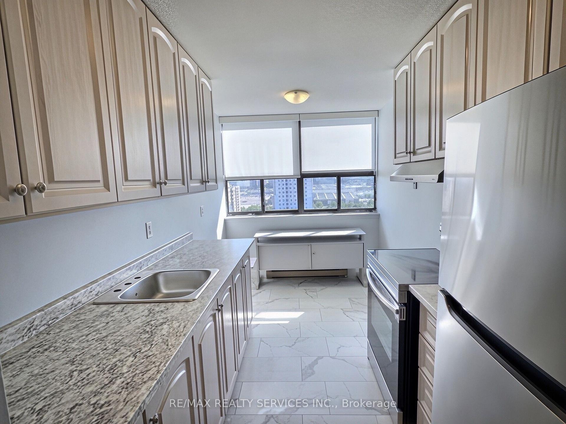Photo 10 of Unit 1812, 18 Knightsbridge Road, Brampton, Queen Street Corridor — HOMEH