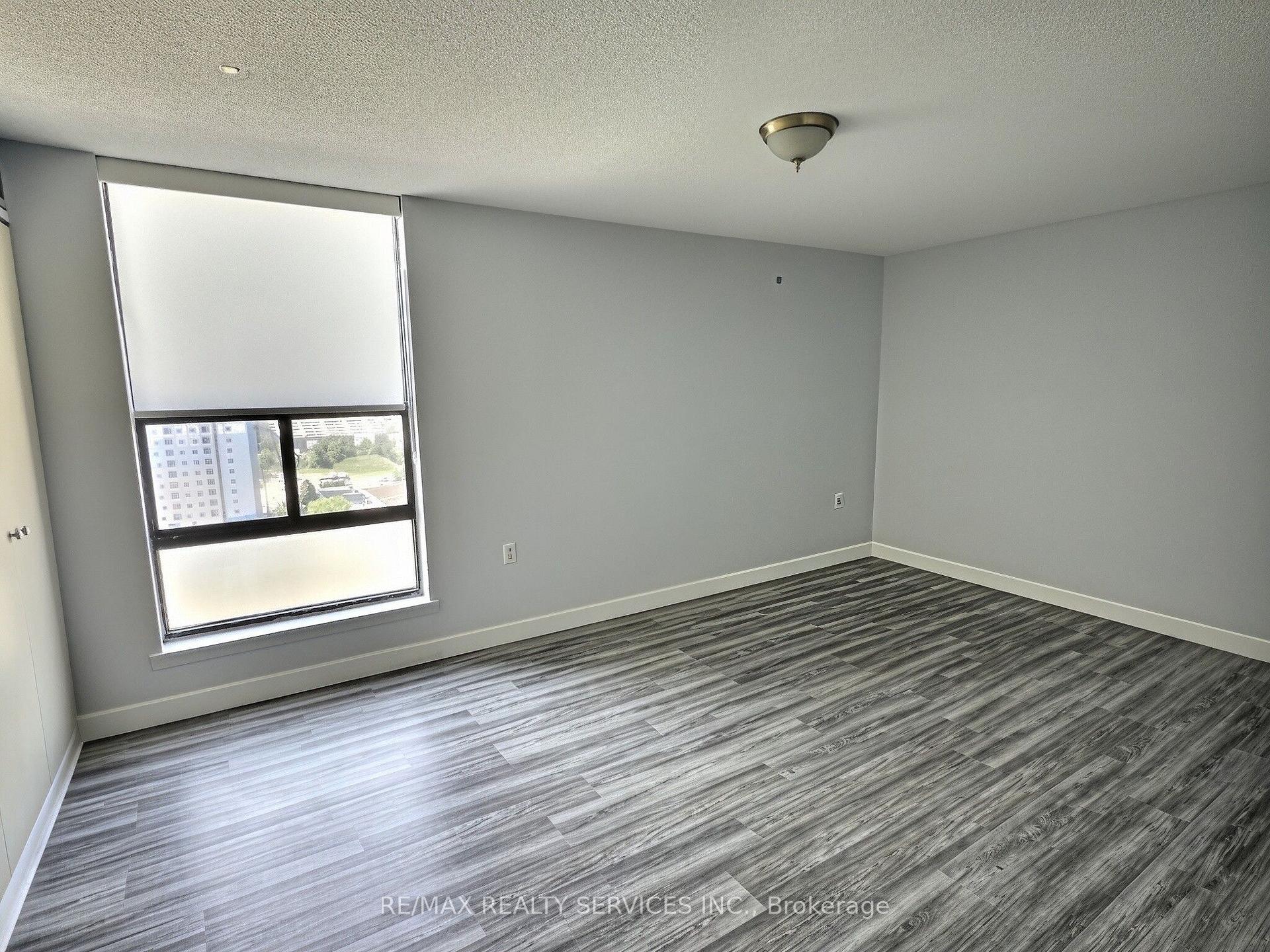 Photo 15 of Unit 1812, 18 Knightsbridge Road, Brampton, Queen Street Corridor — HOMEH