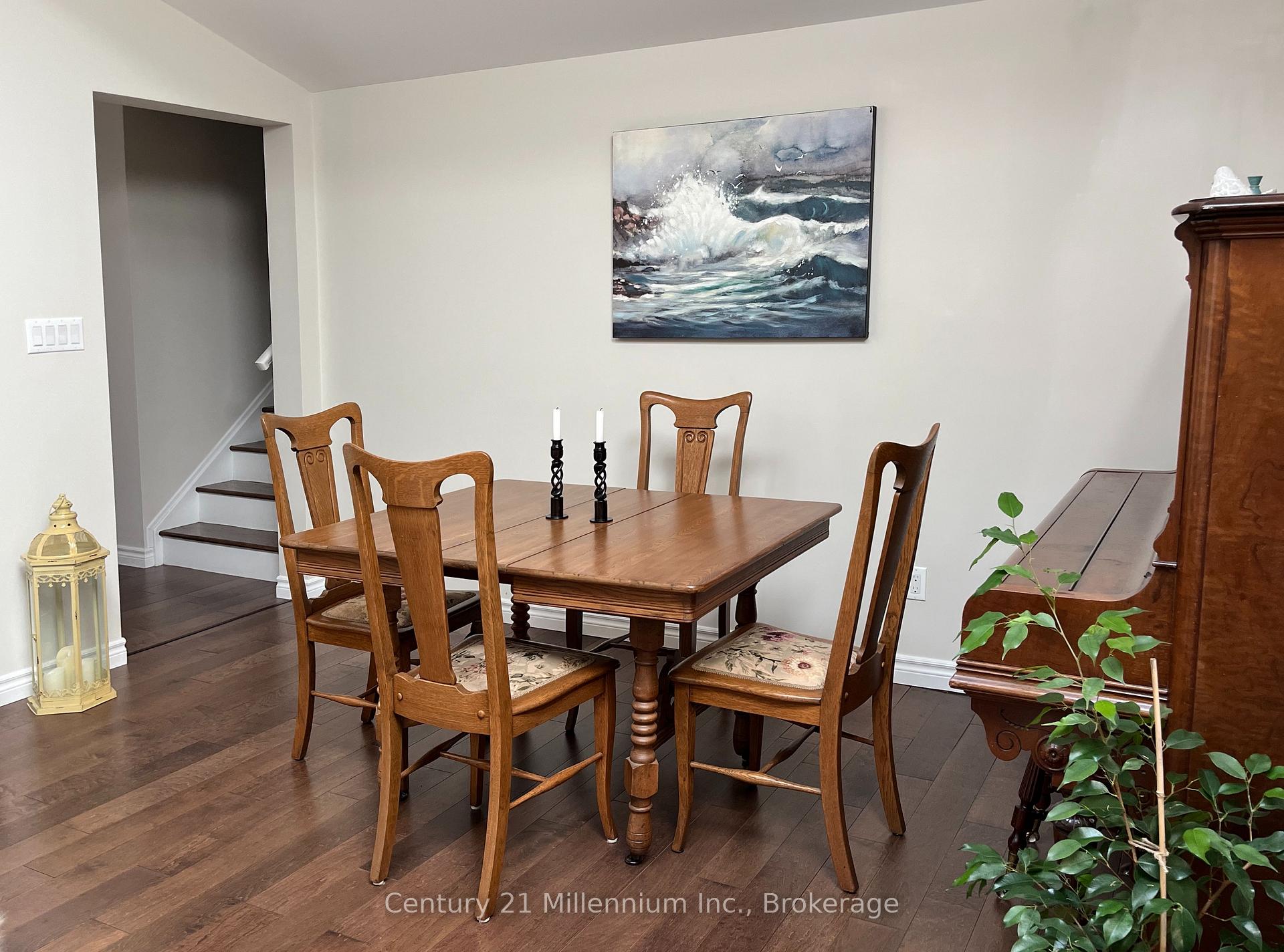 Photo 10 of 58 Cedarlane Drive, Wasaga Beach — HOMEH
