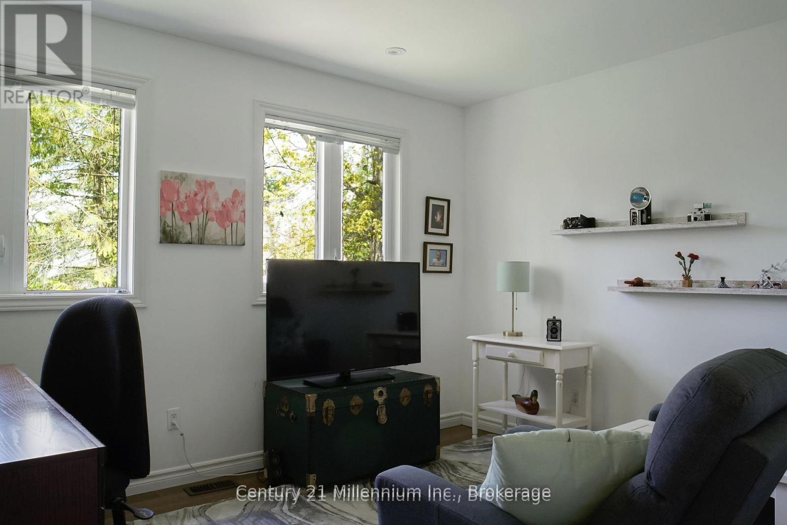 Photo 31 of 58 Cedarlane Drive, Wasaga Beach — HOMEH