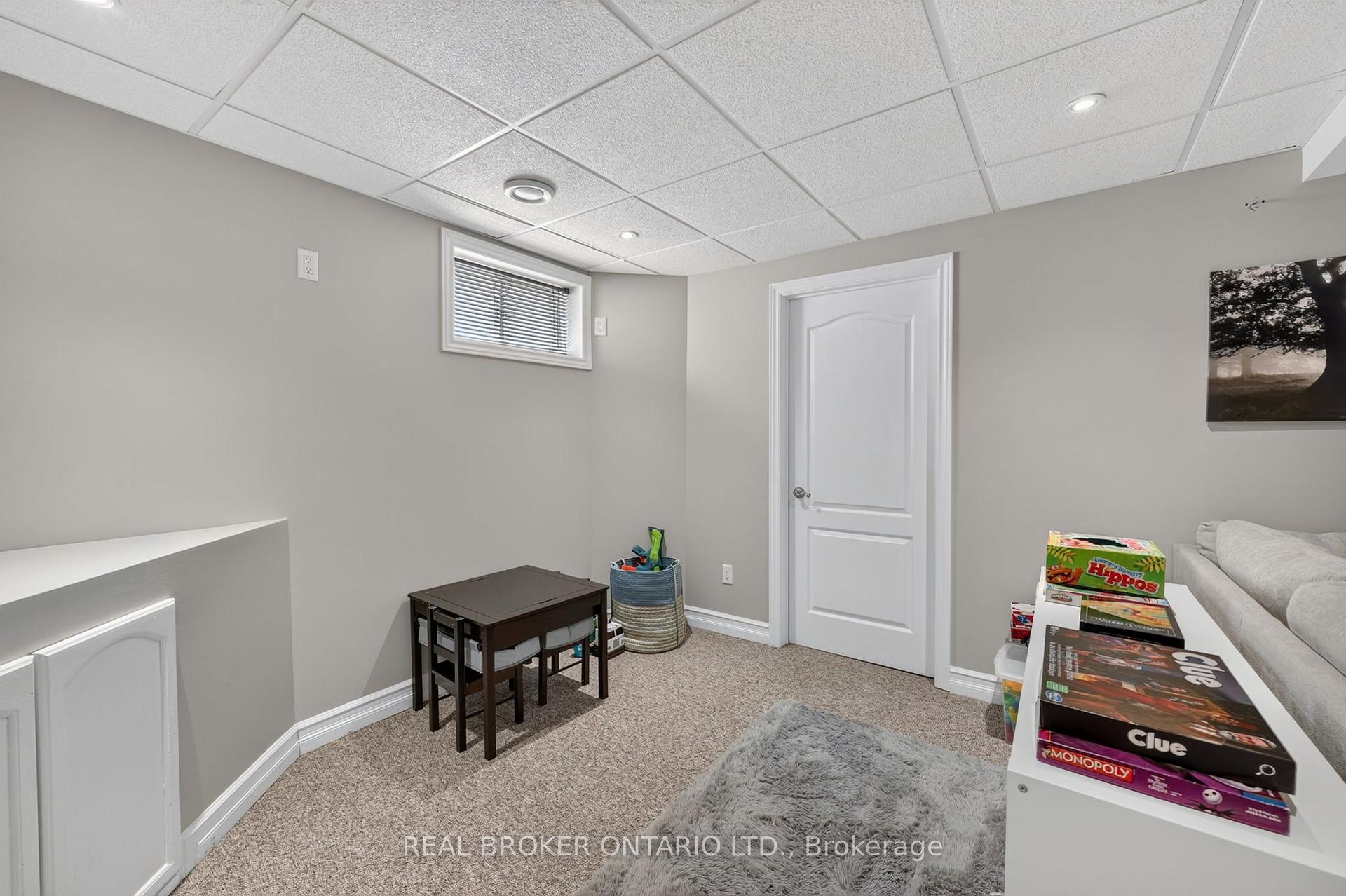 Photo 29 of 35 Bloom Crescent, Barrie, Ardagh — HOMEH