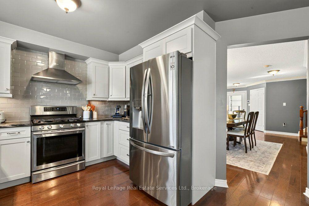 Photo 7 of 2054 Westmount Drive, Oakville, Westmount — HOMEH
