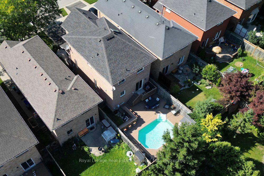 Photo 34 of 2054 Westmount Drive, Oakville, Westmount — HOMEH