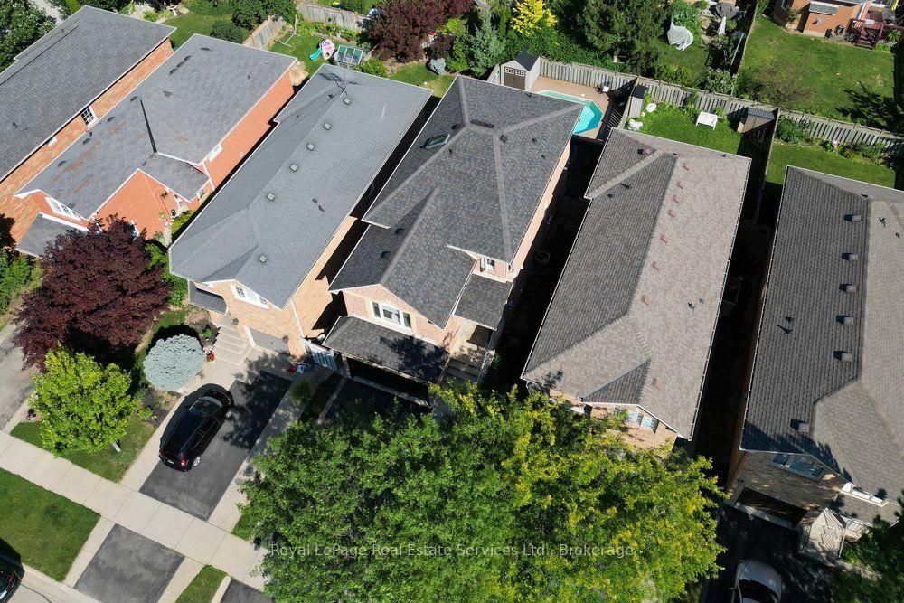 Photo 35 of 2054 Westmount Drive, Oakville, Westmount — HOMEH