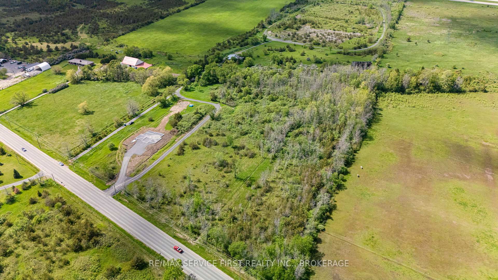 Photo 4 of 5761 County Road 2, Loyalist, Lennox and Addington - South — HOMEH