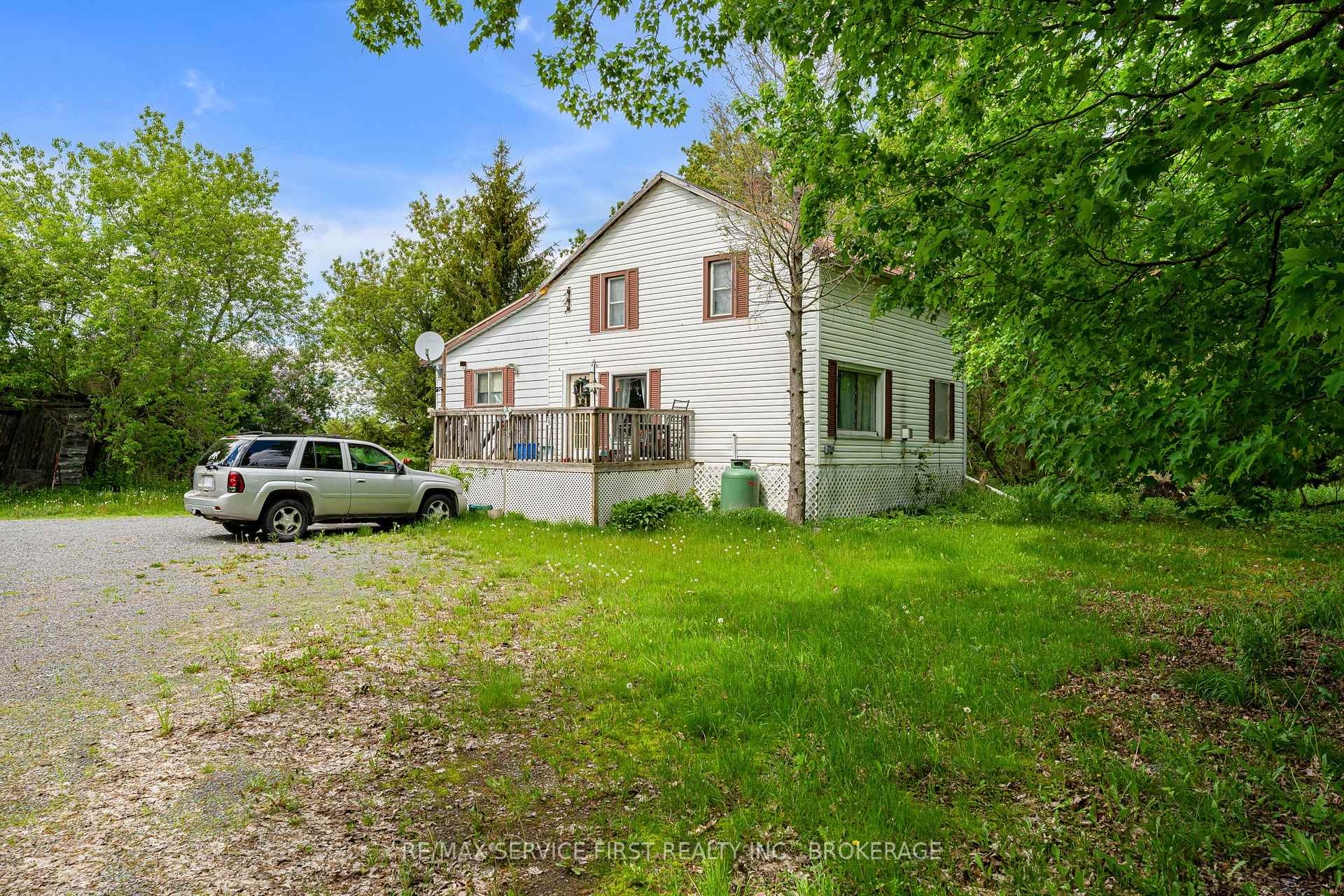 Photo 12 of 5761 County Road 2, Loyalist, Lennox and Addington - South — HOMEH