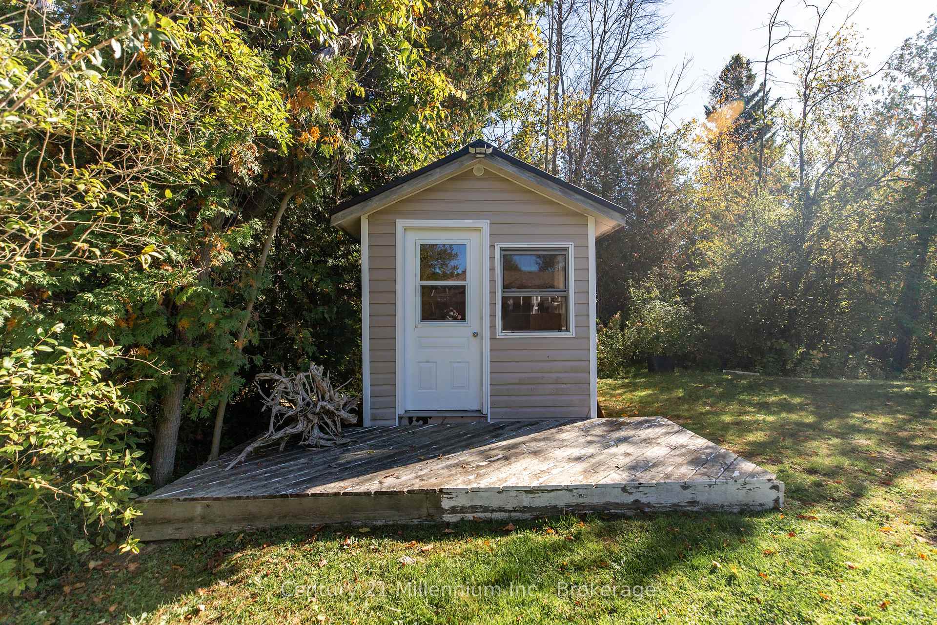 Photo 7 of 23 Pierce Street N, South Bruce Peninsula — HOMEH