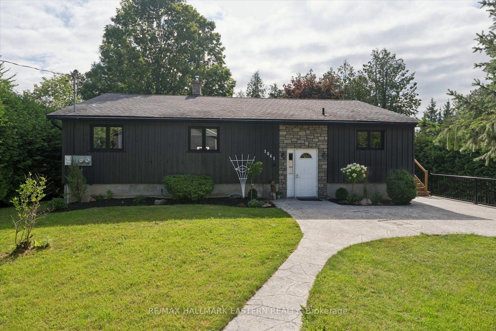 Photo 2 of 1041 Primrose Lane, Selwyn — HOMEH