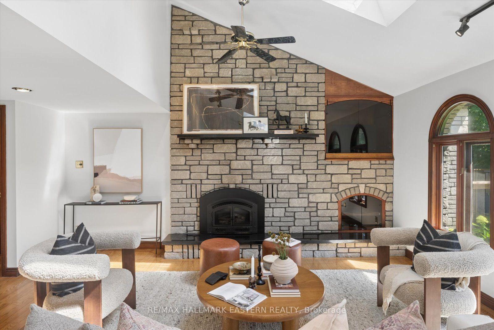 Photo 8 of 1041 Primrose Lane, Selwyn — HOMEH