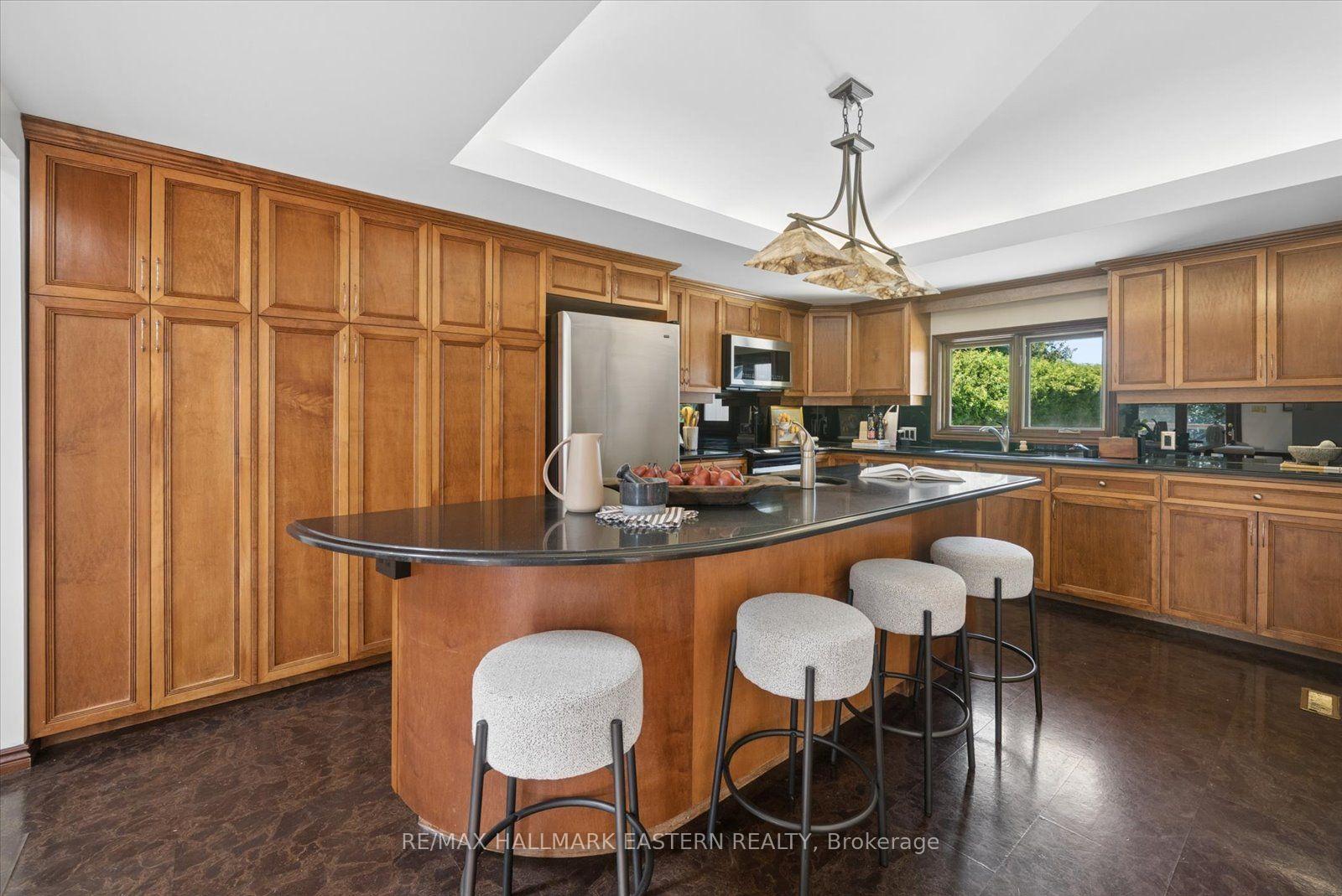 Photo 10 of 1041 Primrose Lane, Selwyn — HOMEH