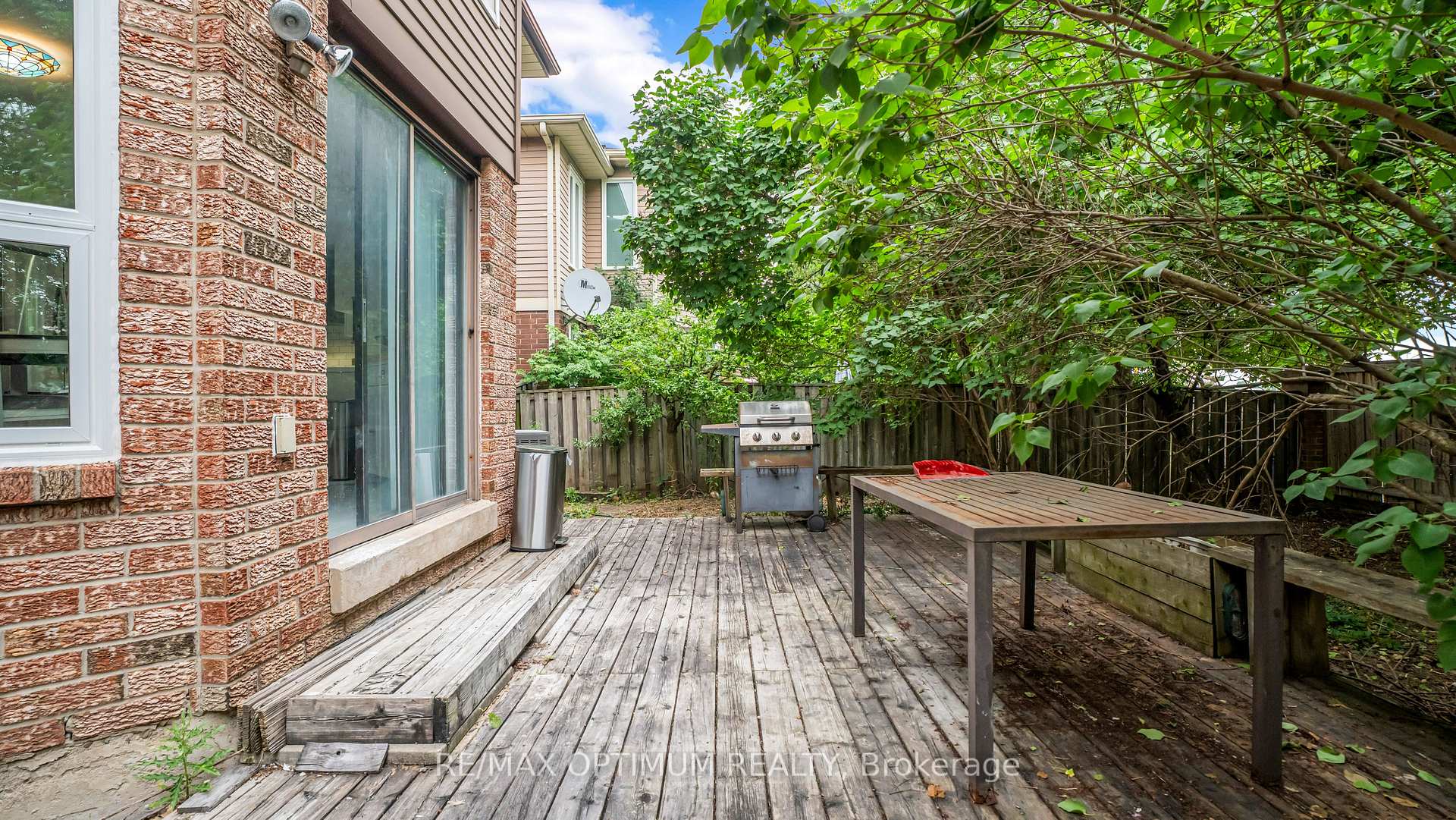 Photo 48 of 11 Donaldson Drive, Brampton, Brampton South — HOMEH