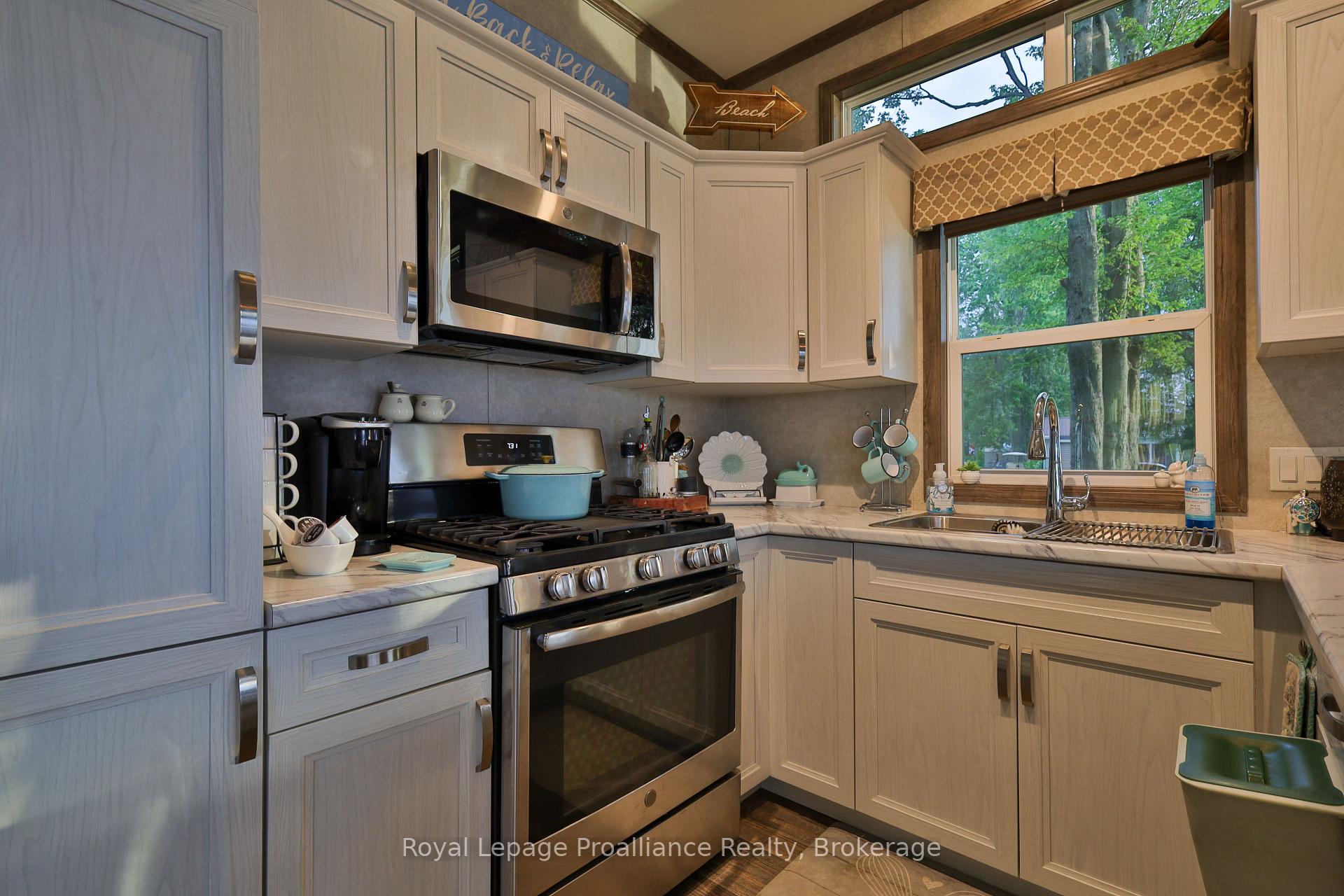 Photo 8 of Unit 127, 1024 County Road 12, Prince Edward County, Hallowell Ward — HOMEH