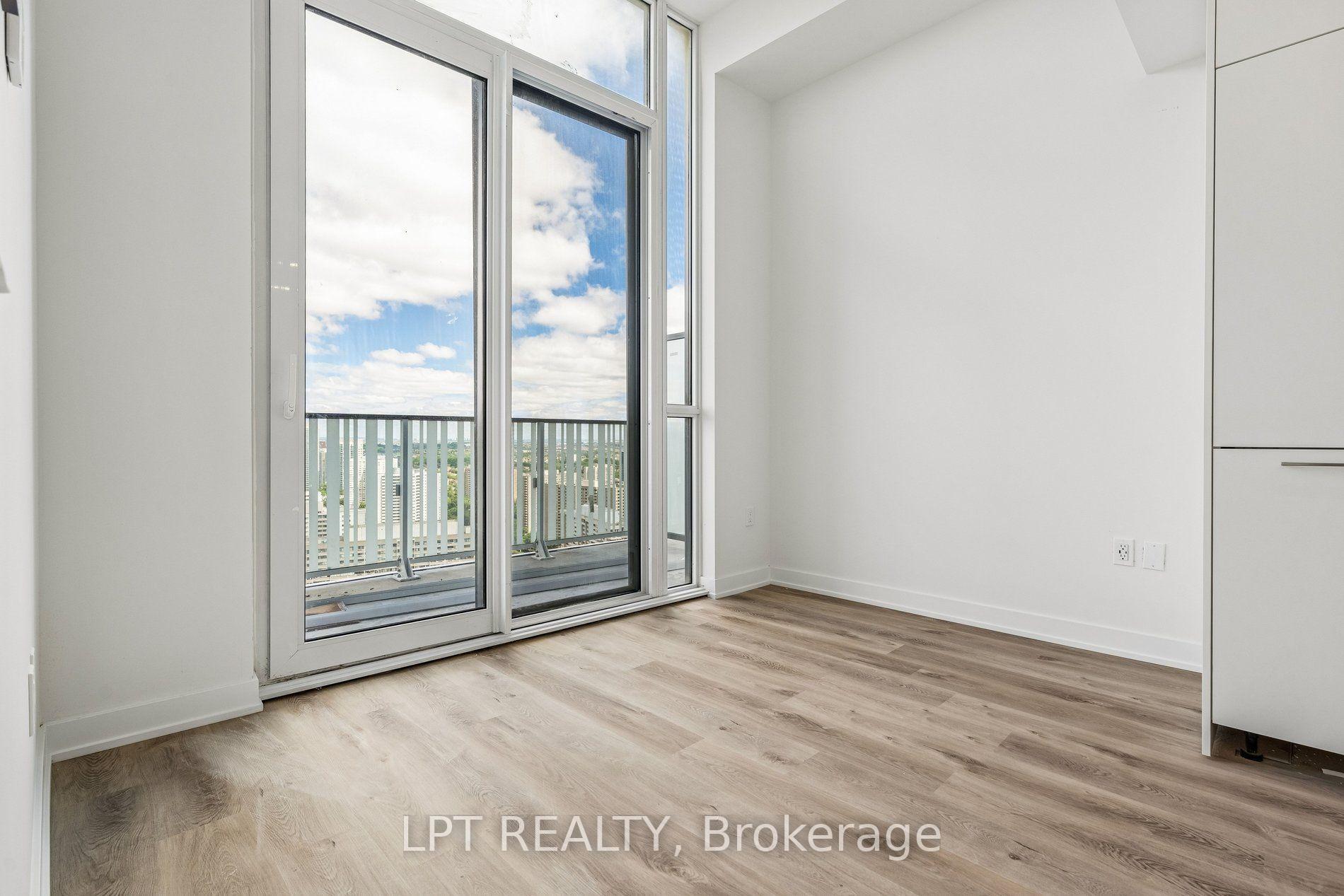 Photo 7 of Unit 3207, 1 Fairview Road E, Mississauga, Mississauga Valleys — HOMEH