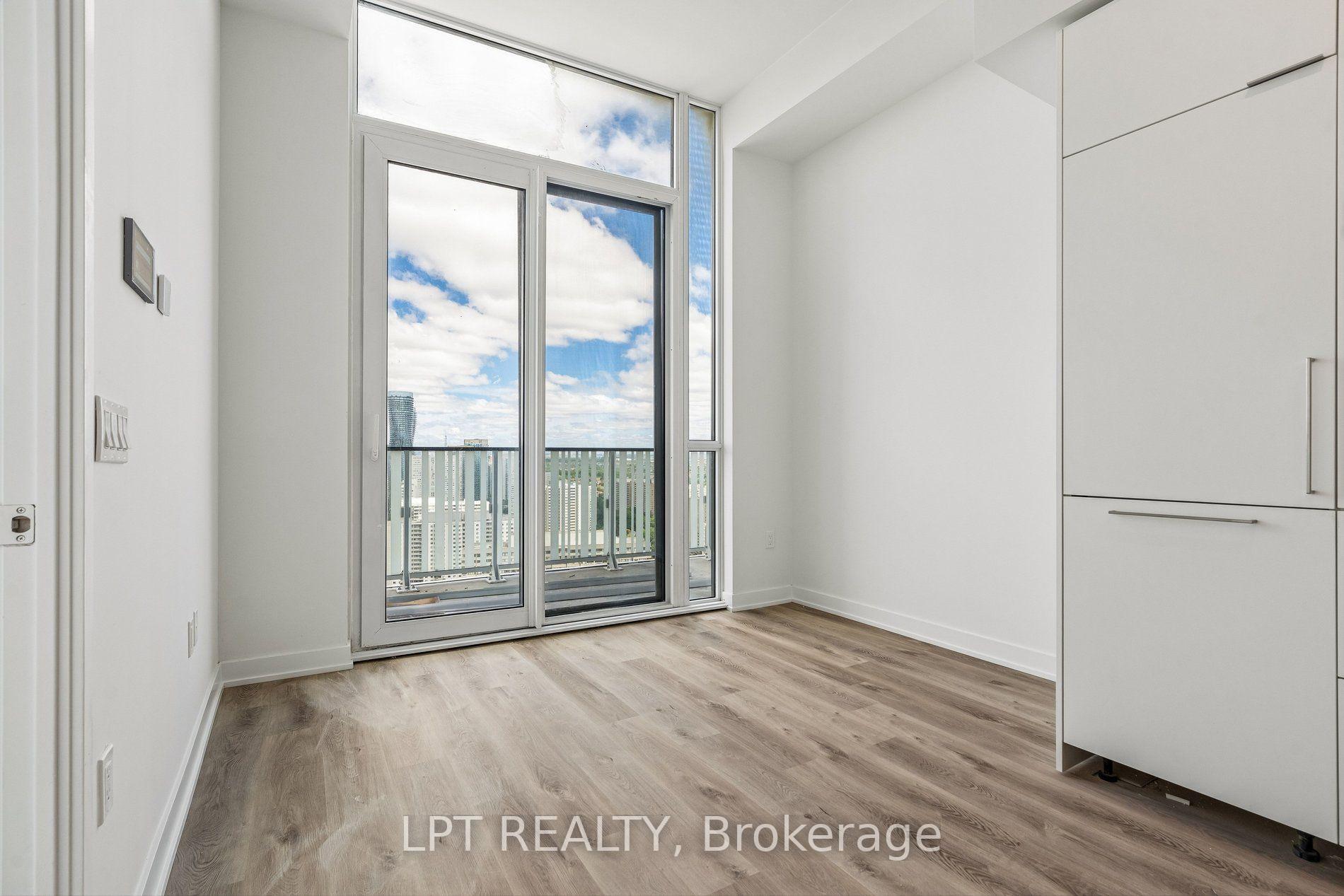 Photo 8 of Unit 3207, 1 Fairview Road E, Mississauga, Mississauga Valleys — HOMEH