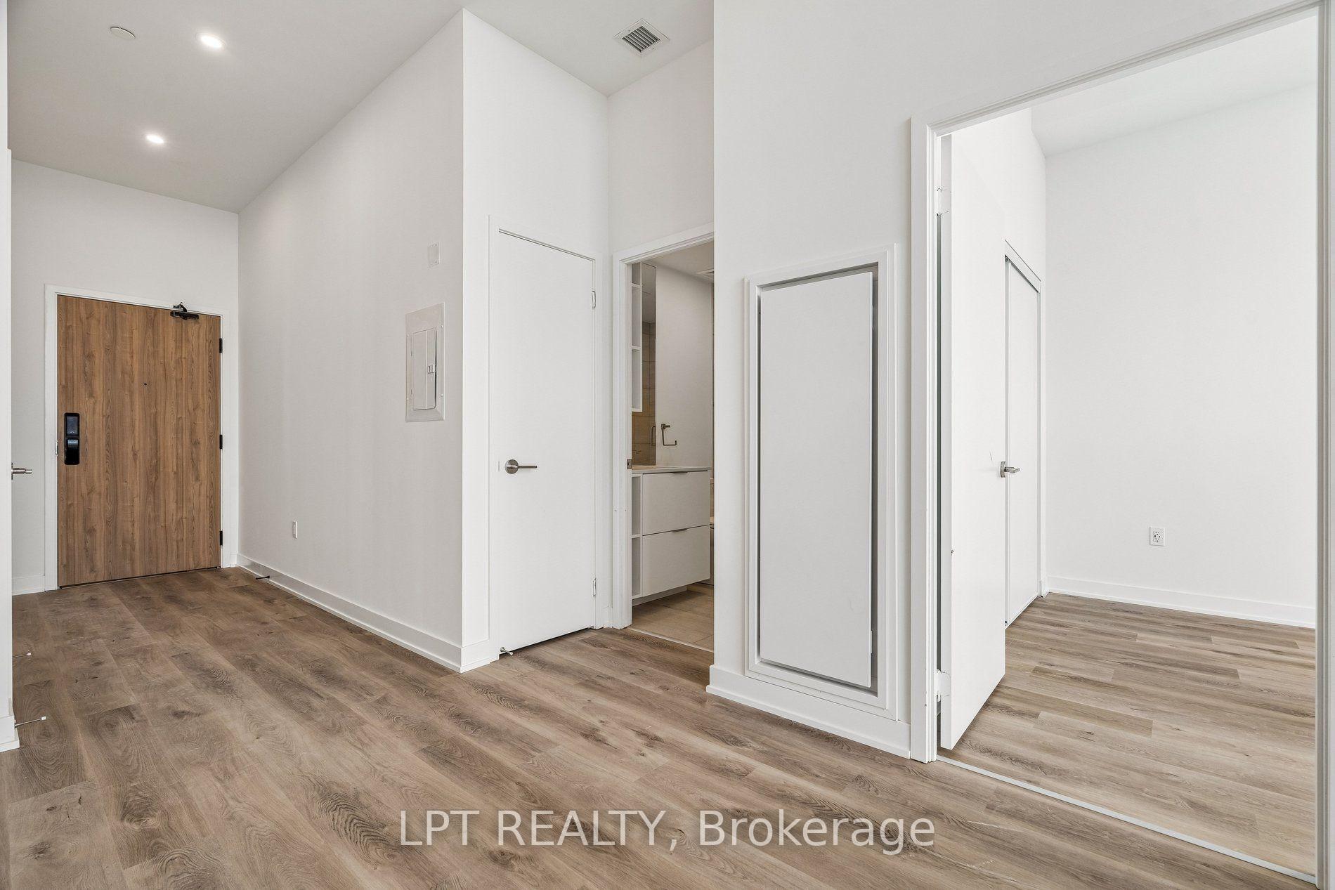 Photo 13 of Unit 3207, 1 Fairview Road E, Mississauga, Mississauga Valleys — HOMEH