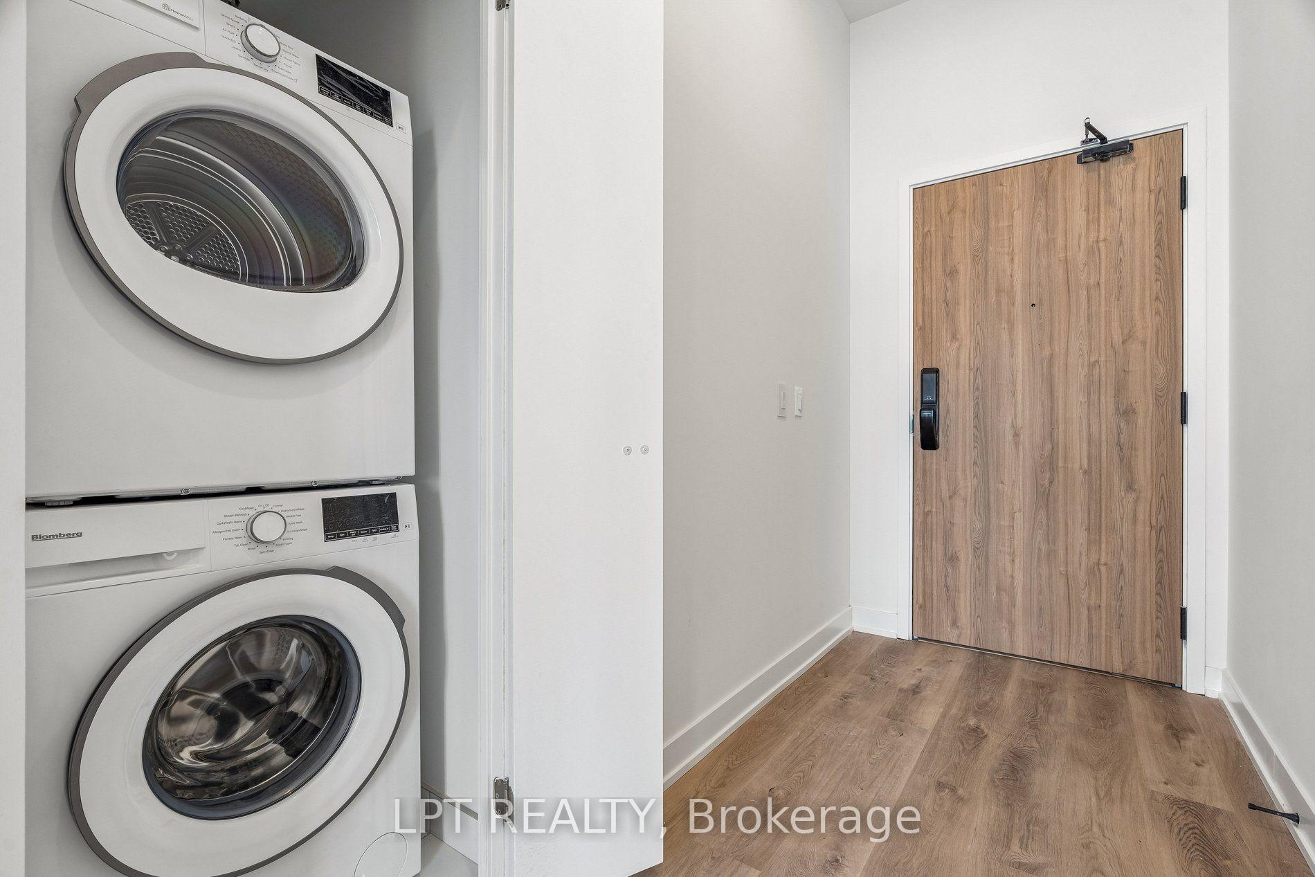 Photo 26 of Unit 3207, 1 Fairview Road E, Mississauga, Mississauga Valleys — HOMEH